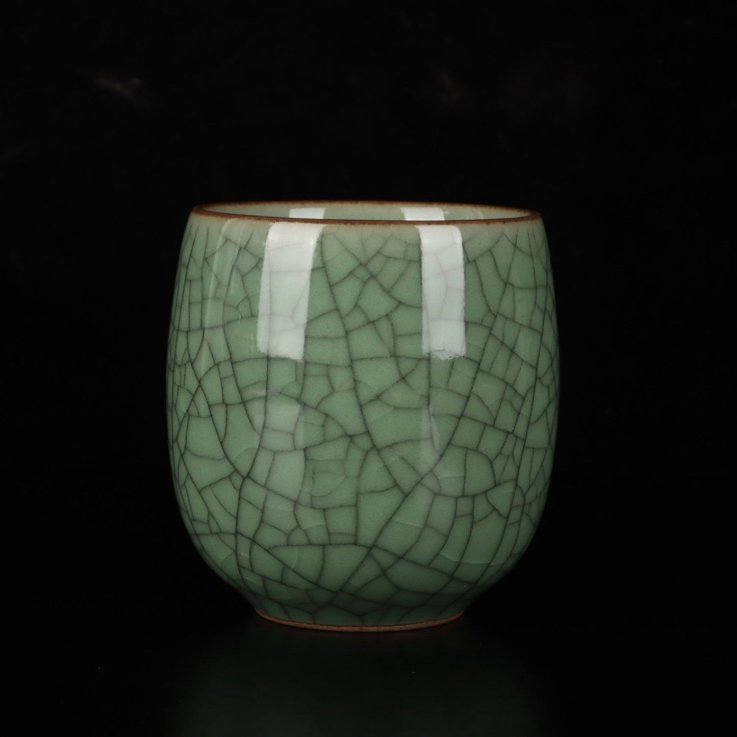 Green glazed open sheet deep mouth cup