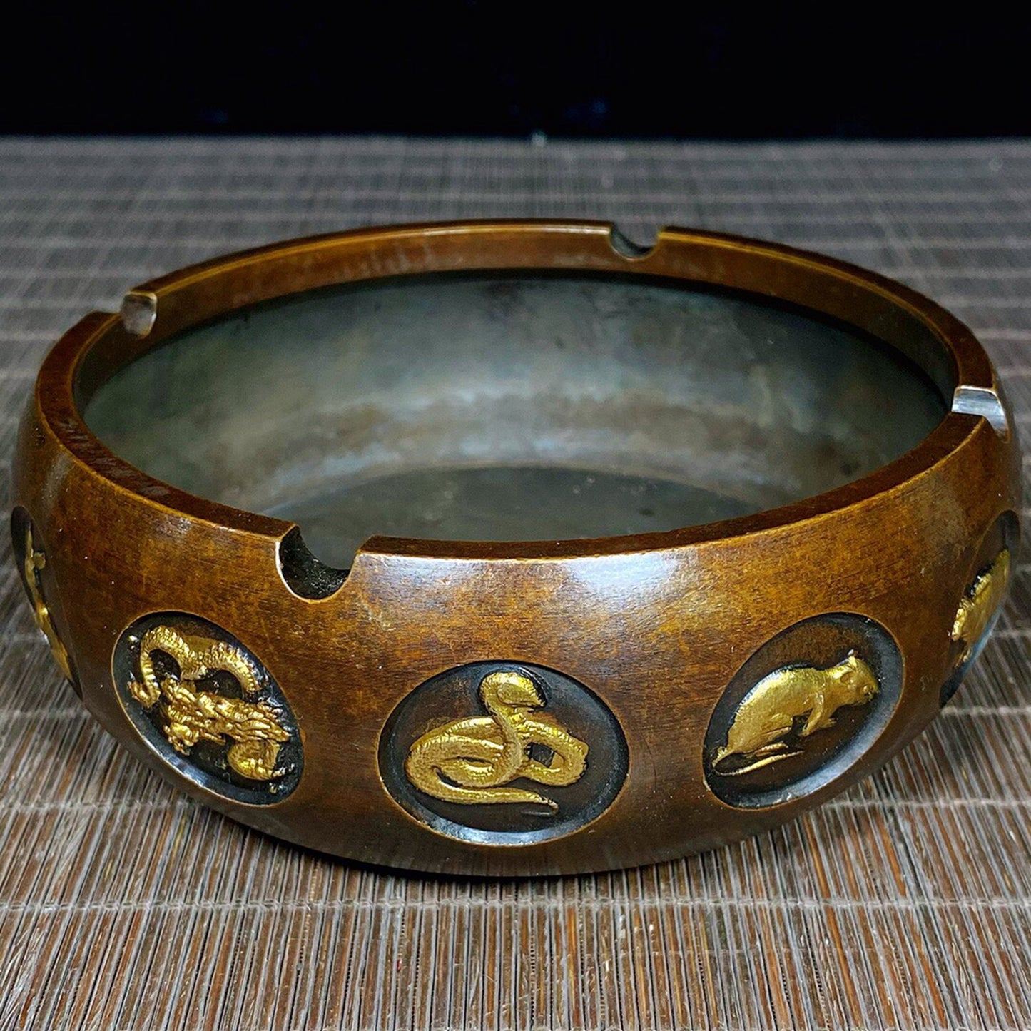 Chinese antique pure copper twelve zodiac animals ashtray and pen wash