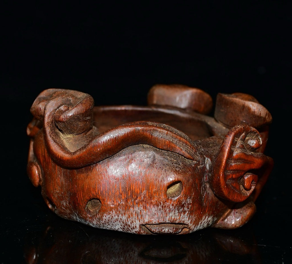 Bamboo carved Lingzhi brush wash ornaments