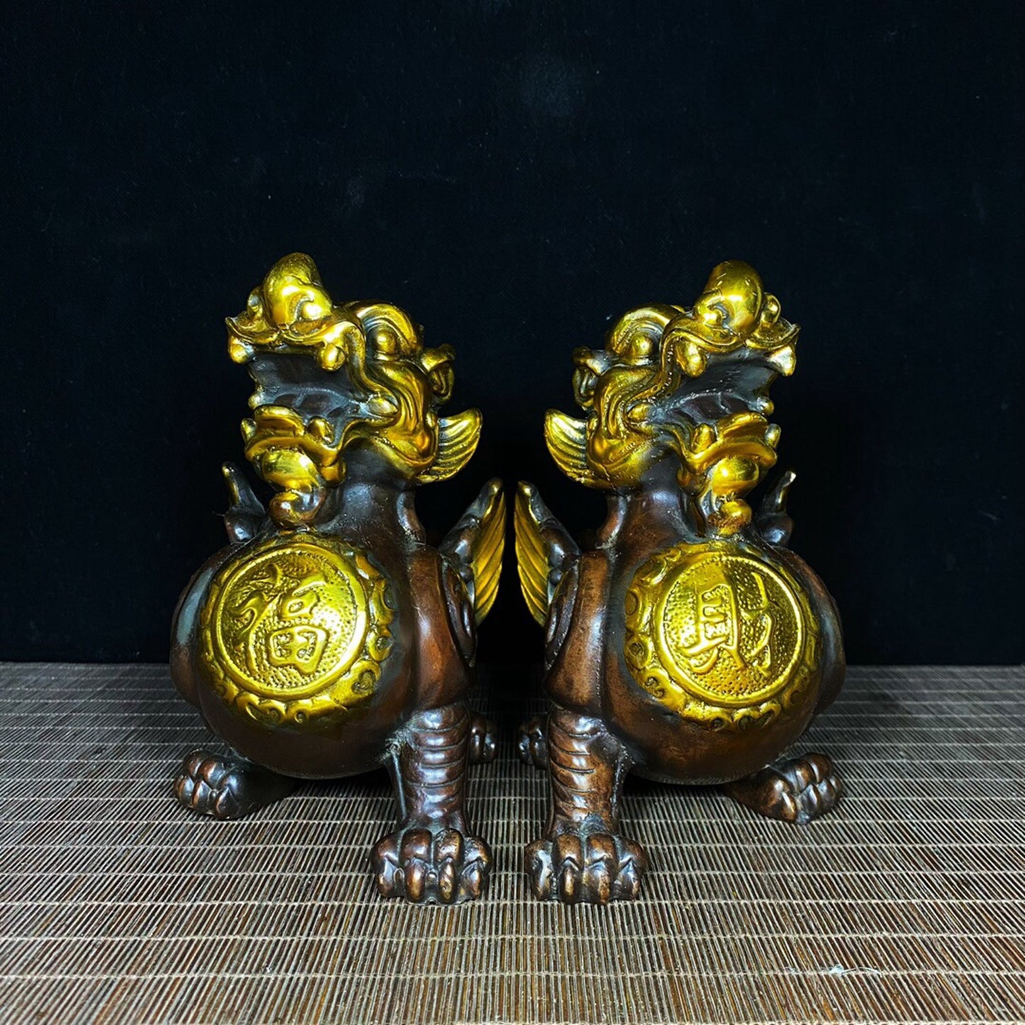 A pair of Chinese antique pure copper pixiu