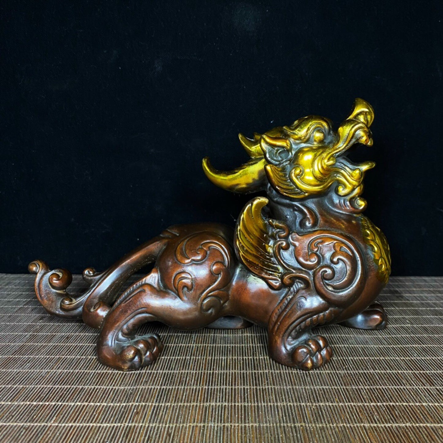 A pair of Chinese antique pure copper pixiu