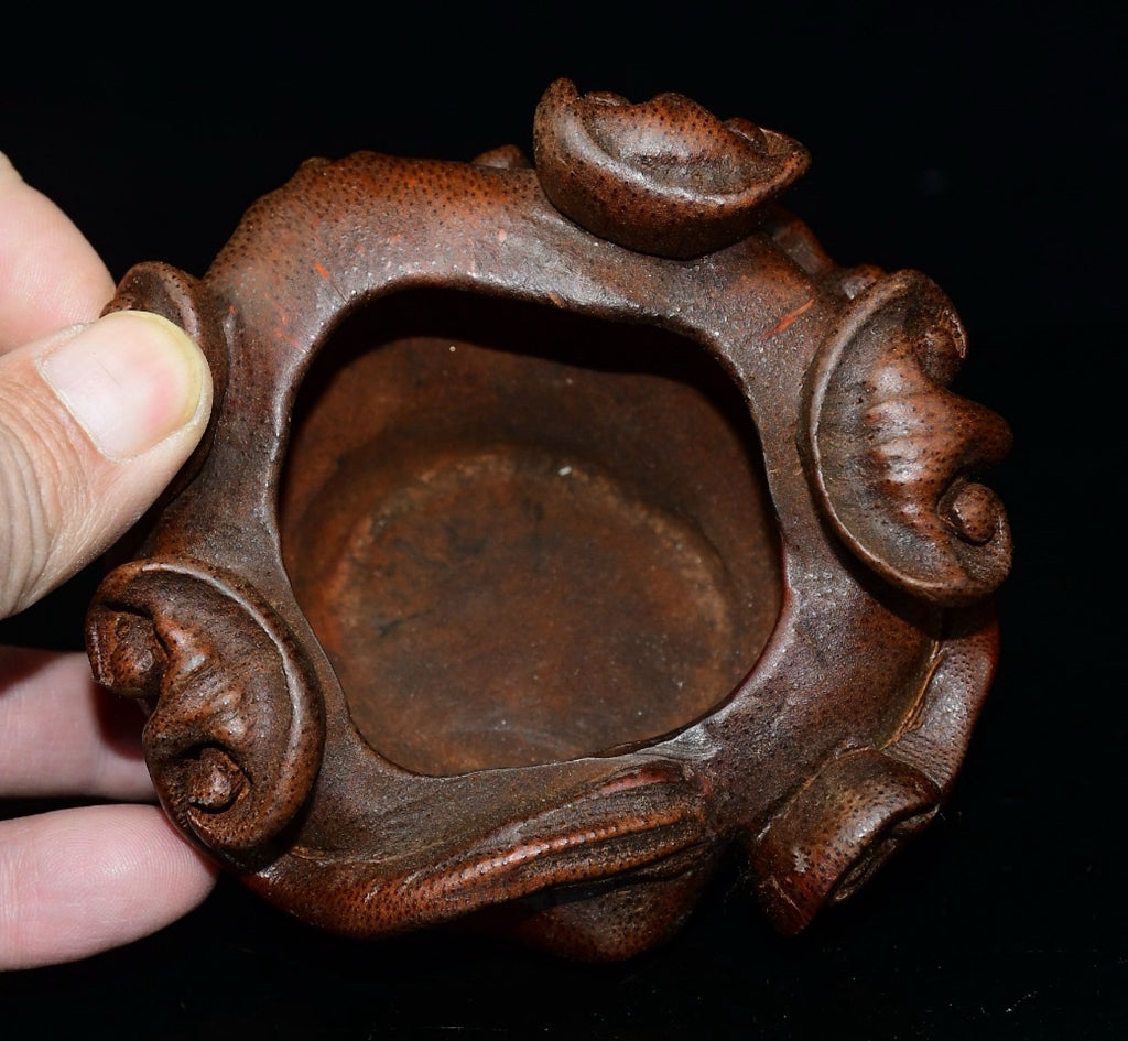 Bamboo carved Lingzhi brush wash ornaments