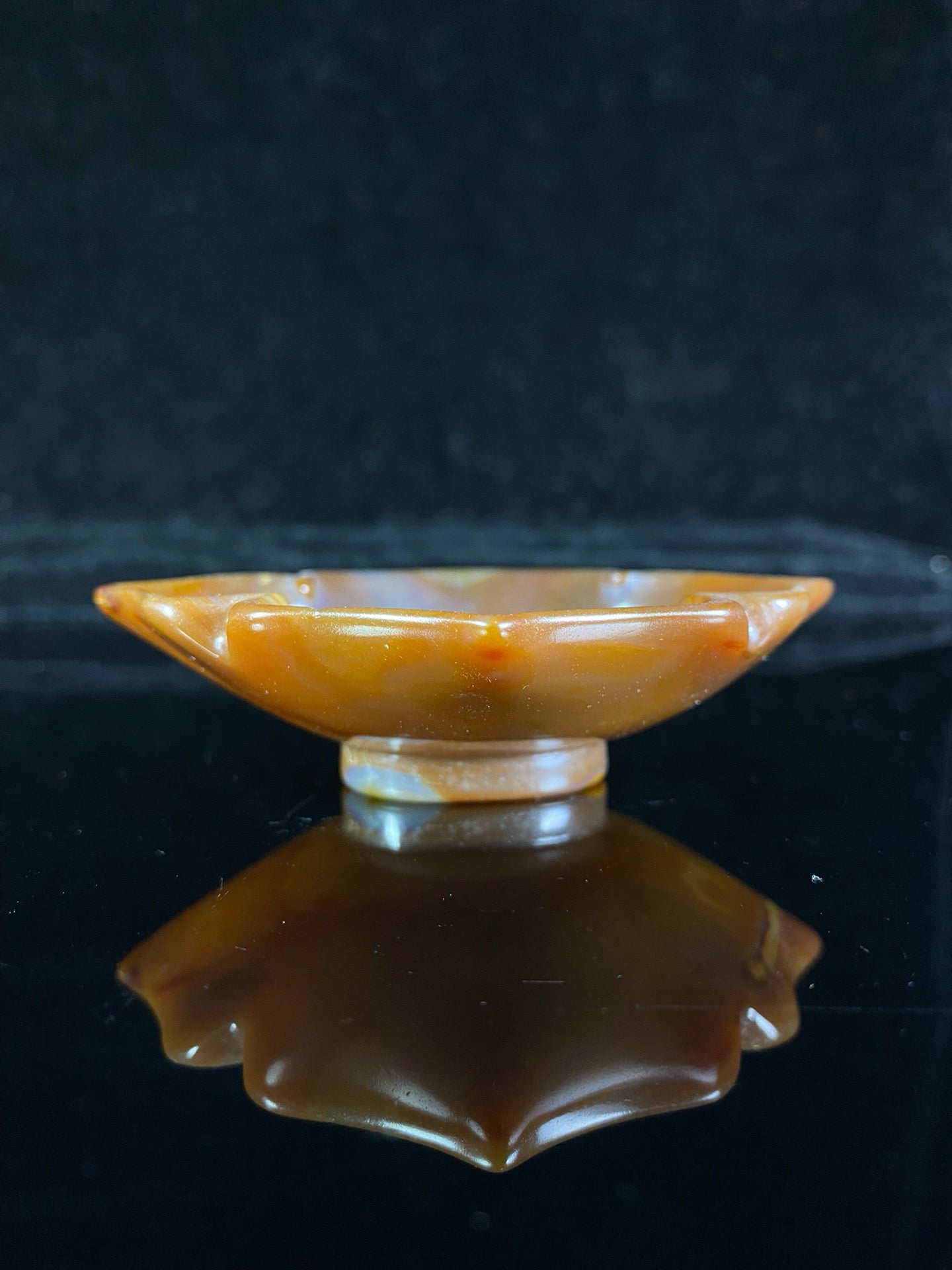 Chinese antique agate lace shaped small cup pen wash