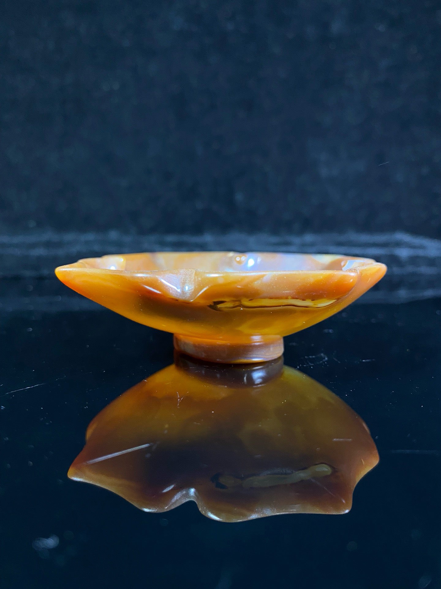 Chinese antique agate lace shaped small cup pen wash