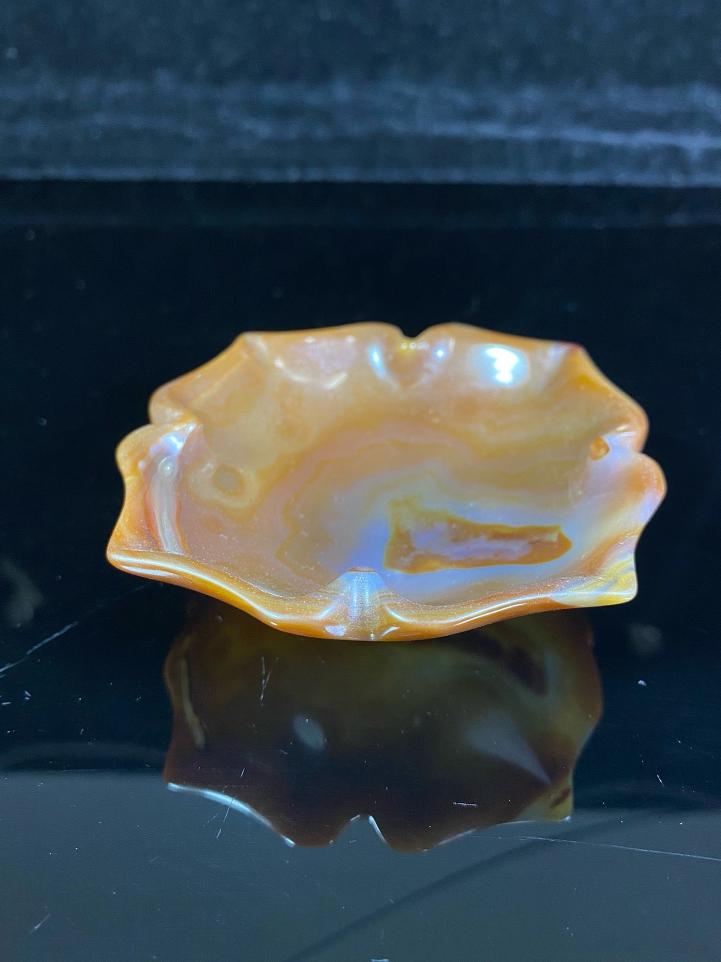 Chinese antique agate lace shaped small cup pen wash