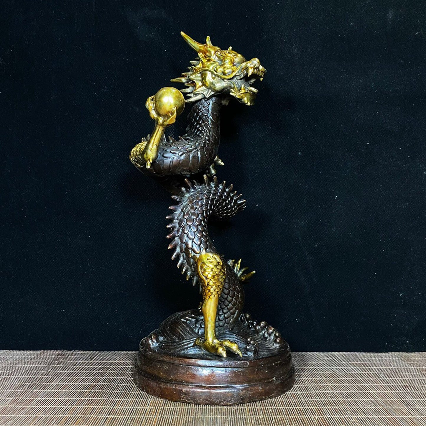 Chinese Antique Pure Copper Dragon Grasping Treasure Pearl