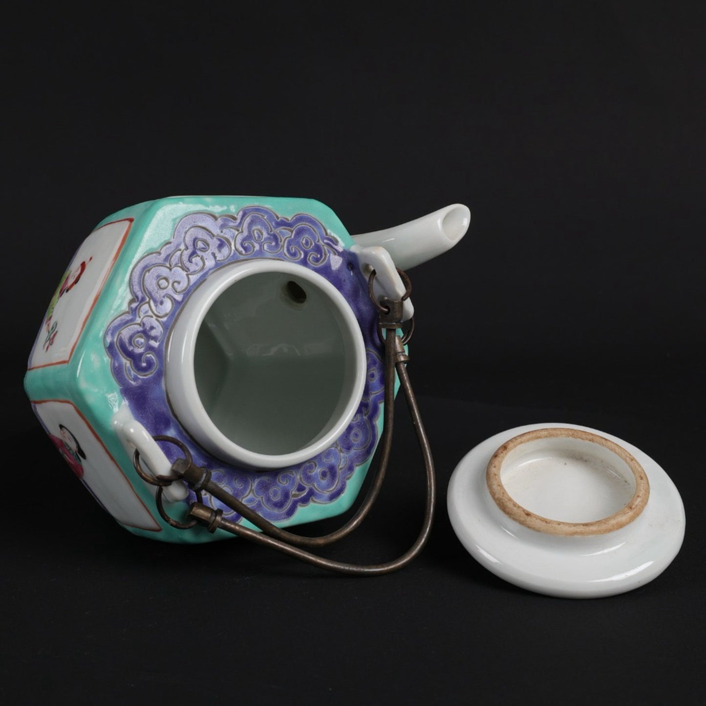 Pink painted window maiden picture with hexagonal lifting beam teapot