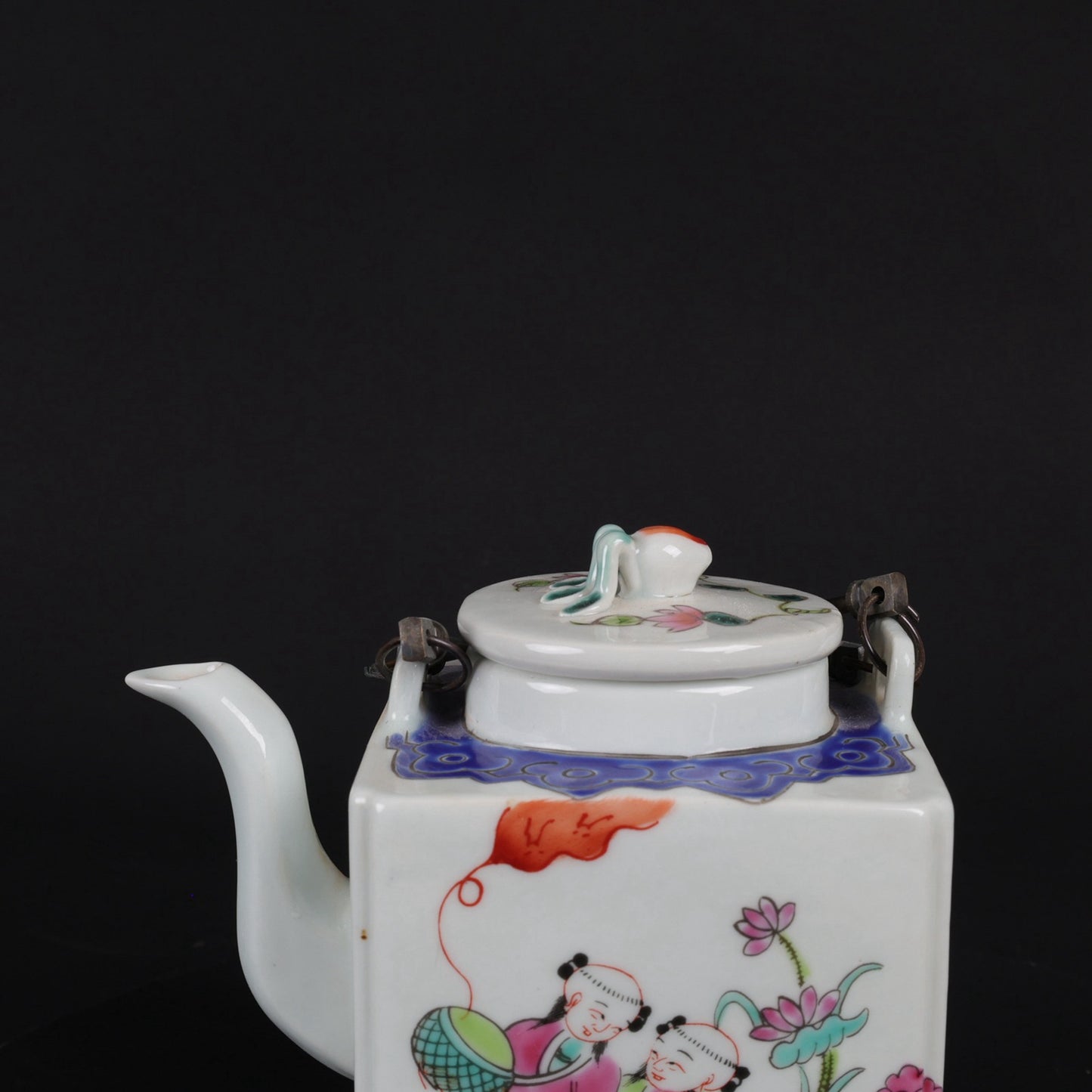 Pink Baby Play Pattern Four Square Qiao Liang Pot