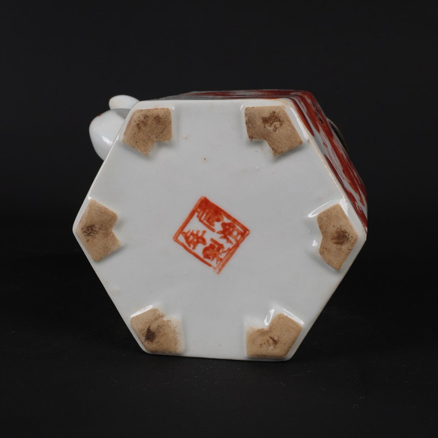 Pink Taishi Shaobao Pattern Hexagonal Qiao Liang Pot