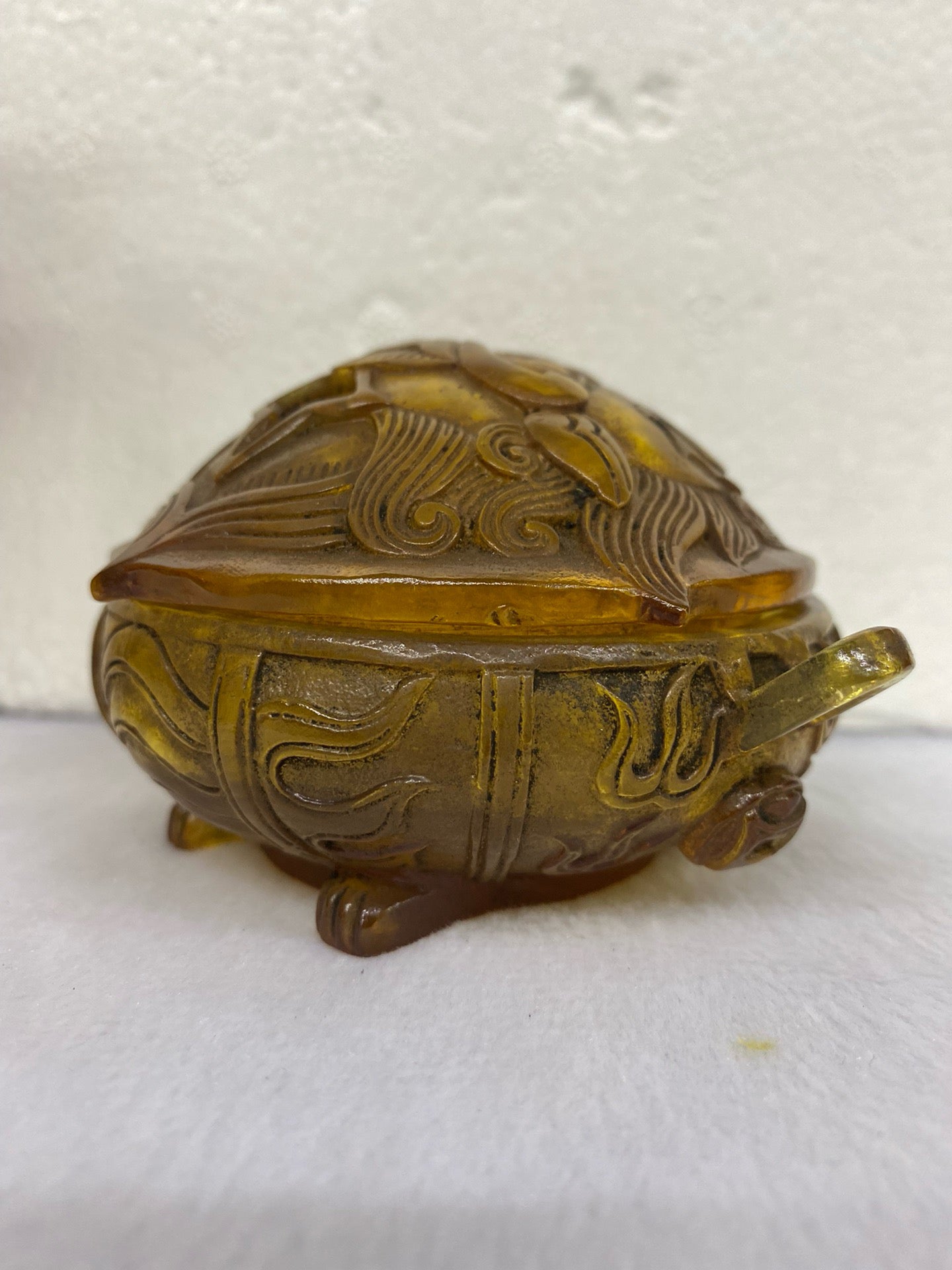 Chinese Antique Glass Gluttony Pattern Aromatherapy Stove