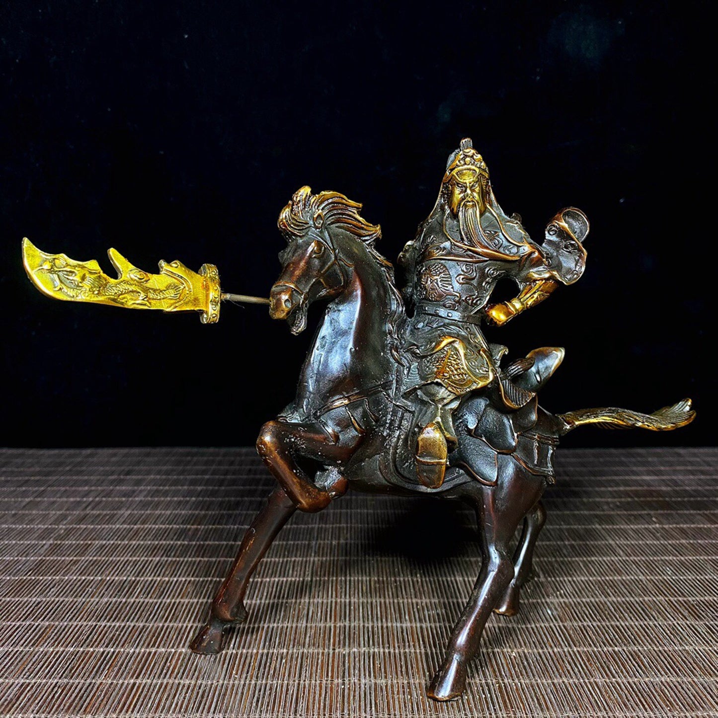 Chinese antique pure copper warhorse Guan Gong