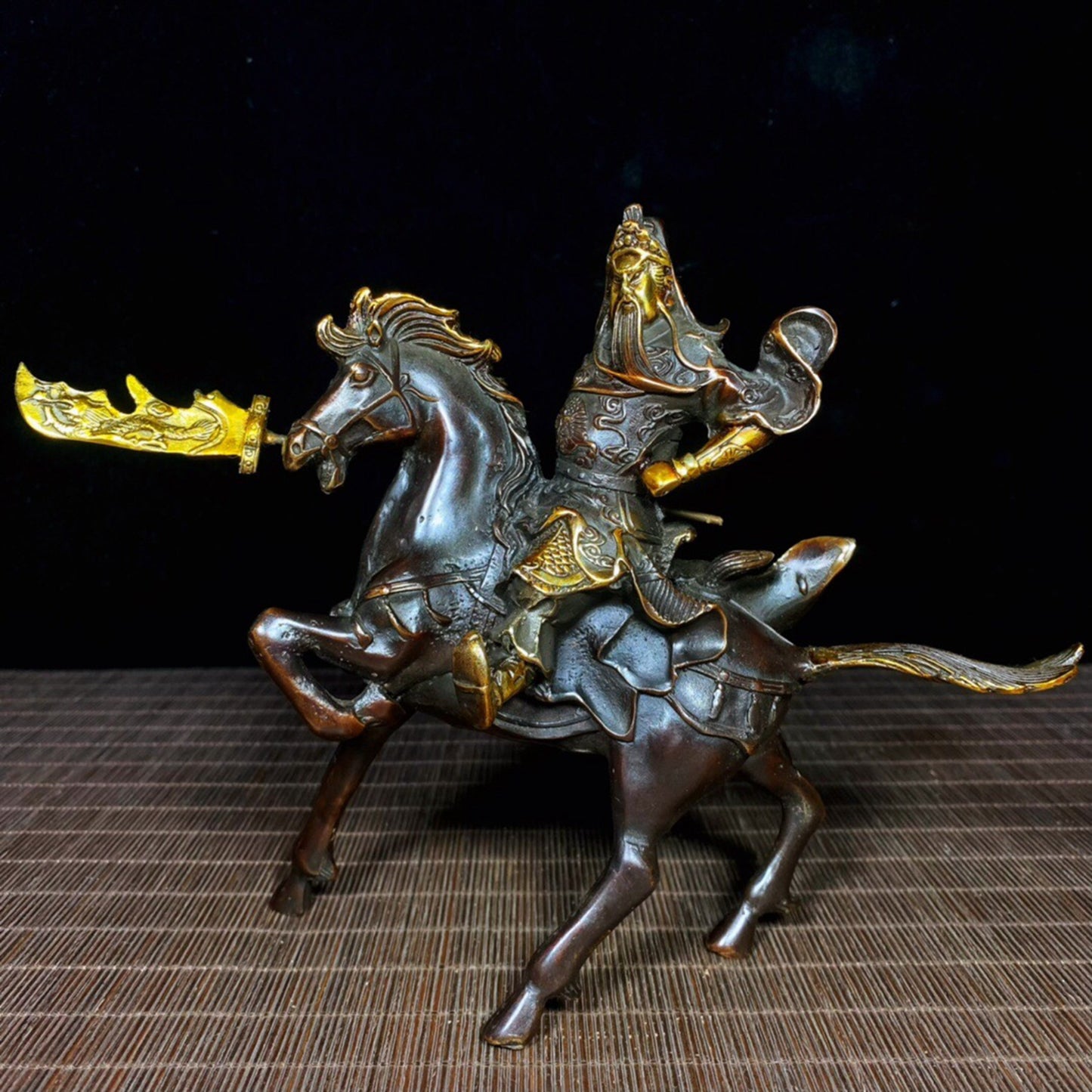 Chinese antique pure copper warhorse Guan Gong