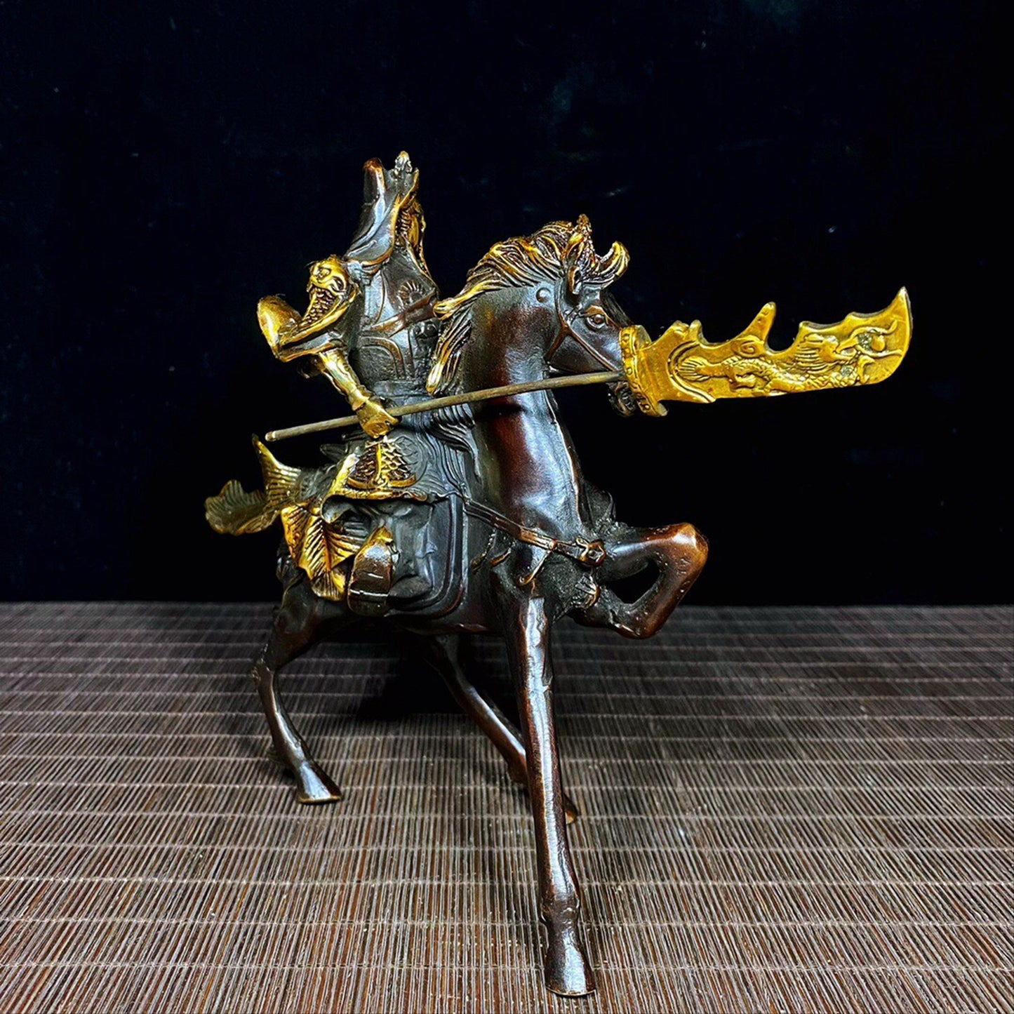 Chinese antique pure copper warhorse Guan Gong