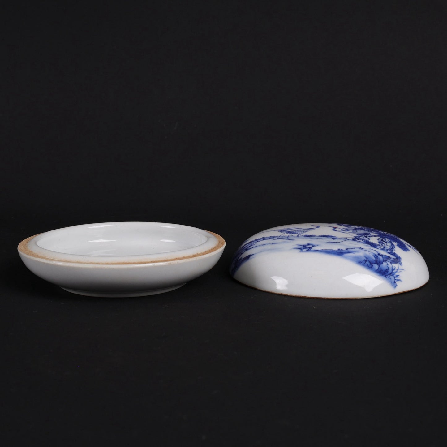 Blue and white pine and crane welcoming spring patterned small printing box