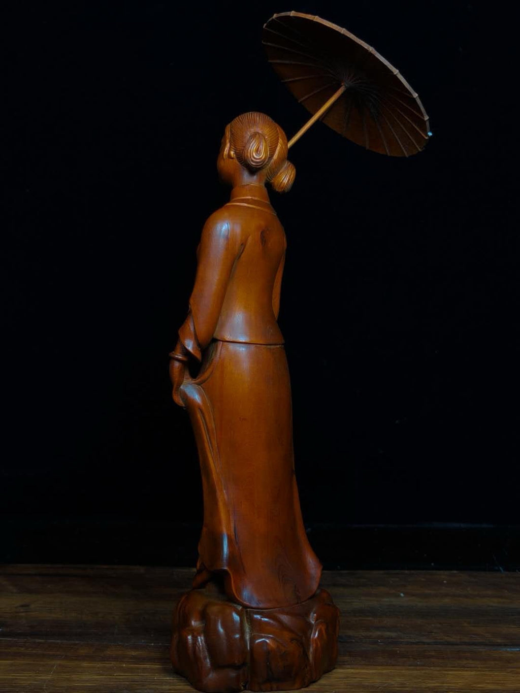 Huangyangmu Jinggong Woodcarving Umbrella Beauty