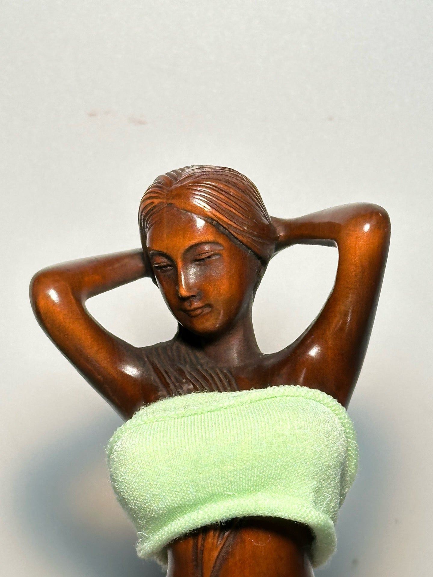 Chinese antique boxwood kneeling beauty