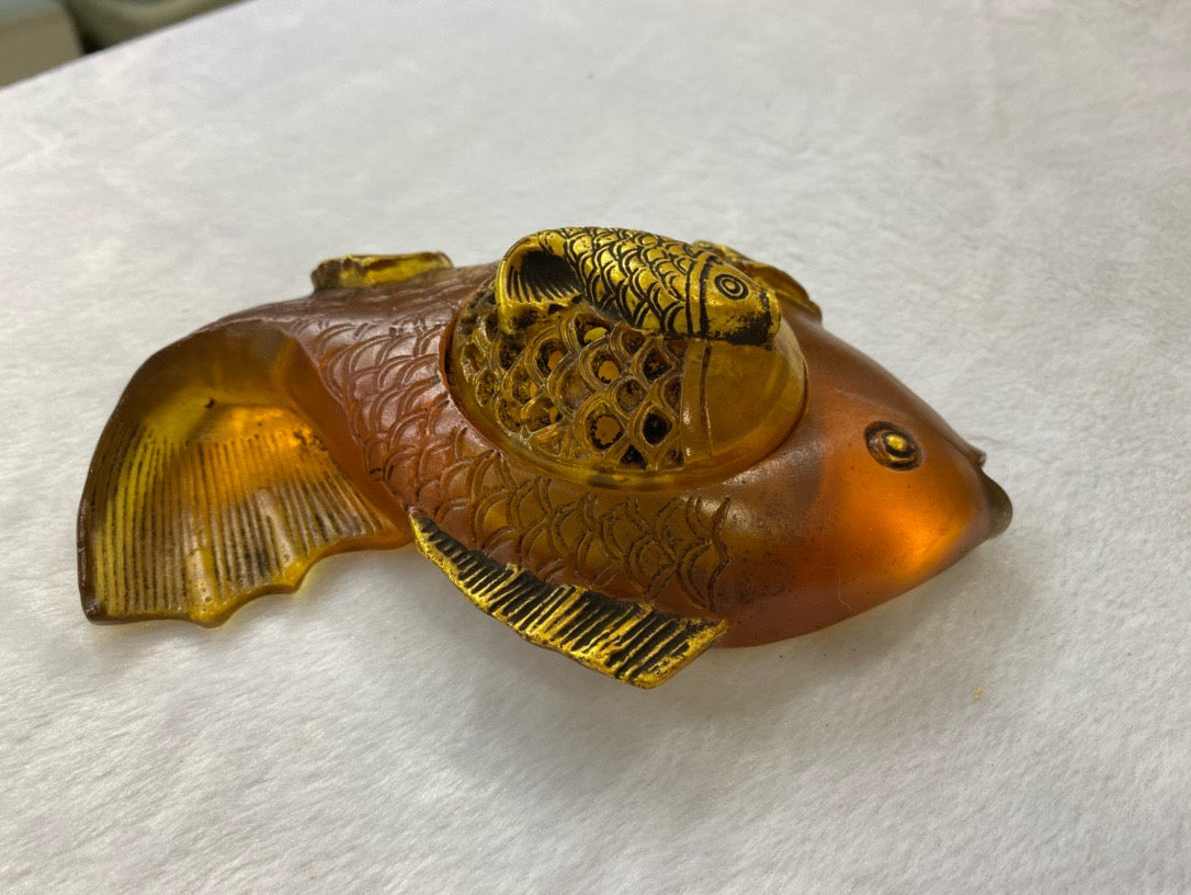 Chinese antique glass fish shaped pen wash