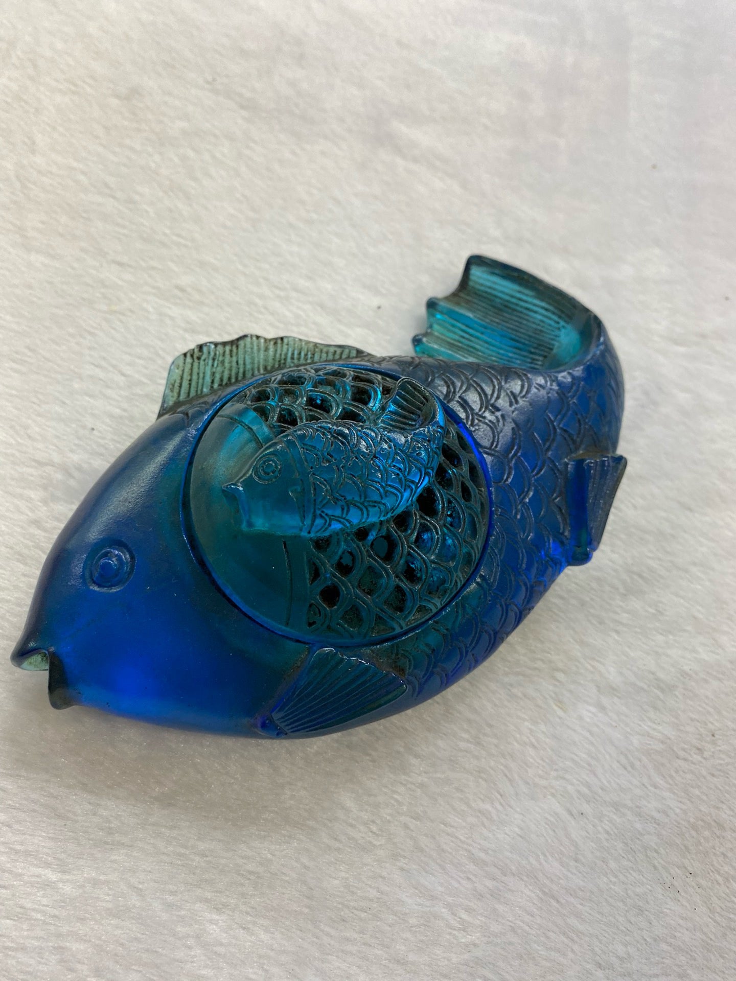 Chinese antique glass fish shaped pen wash