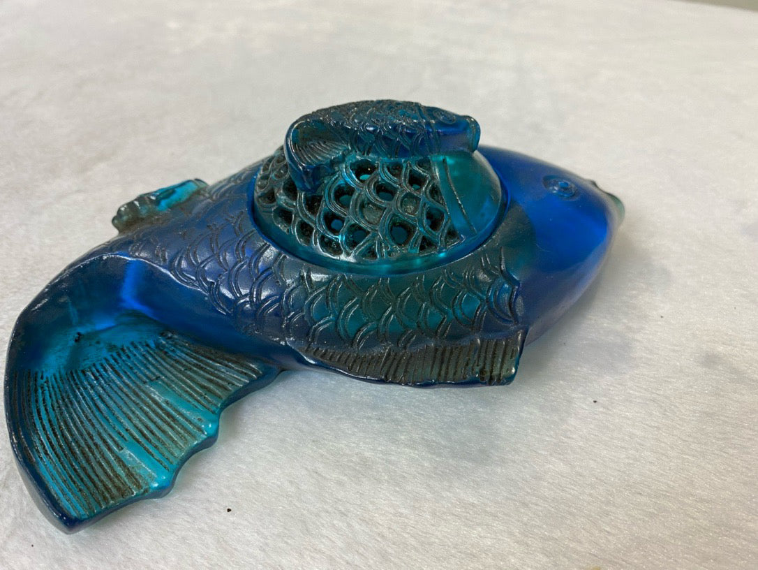 Chinese antique glass fish shaped pen wash