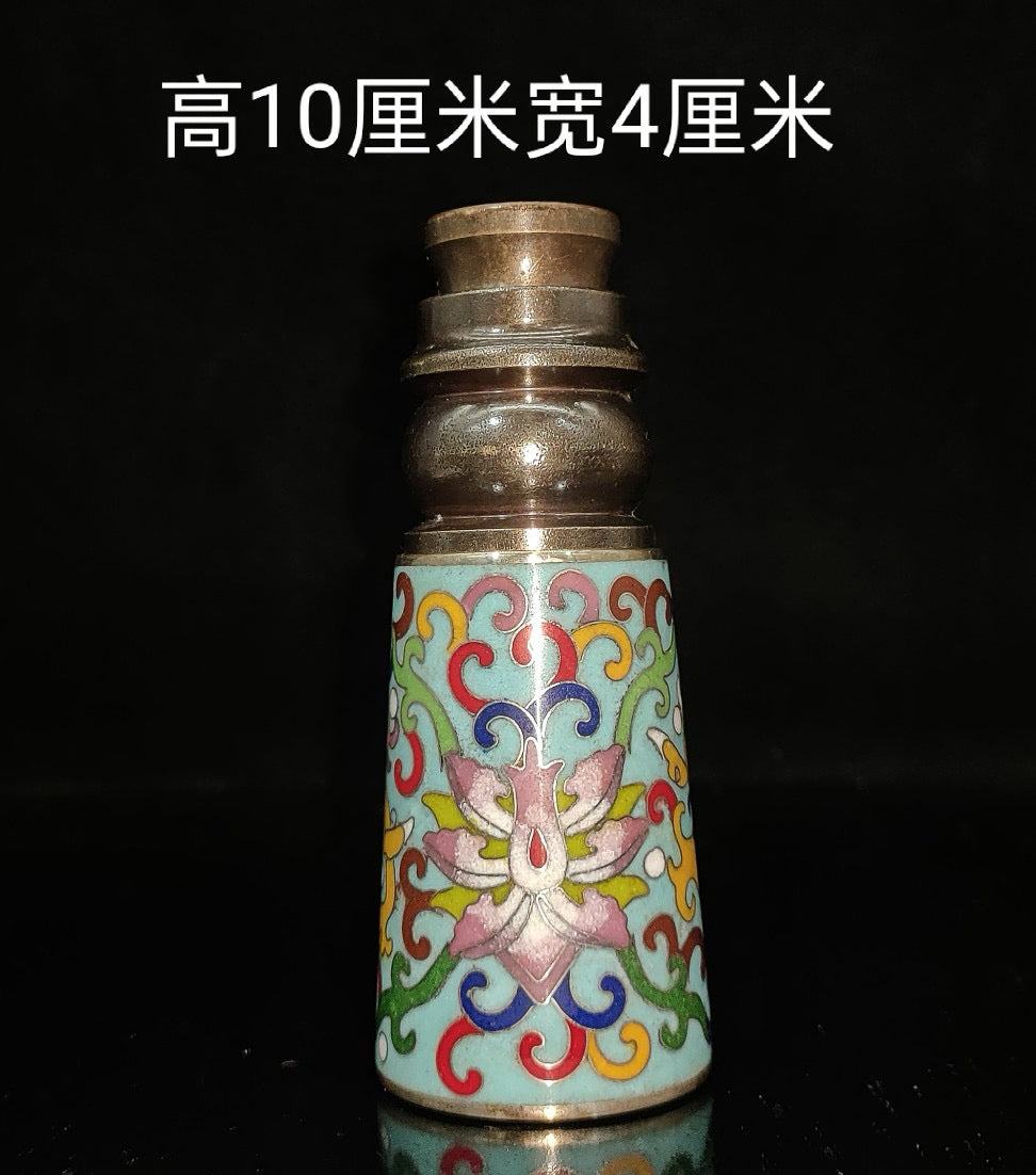 Enamel colored telescope inside wooden box