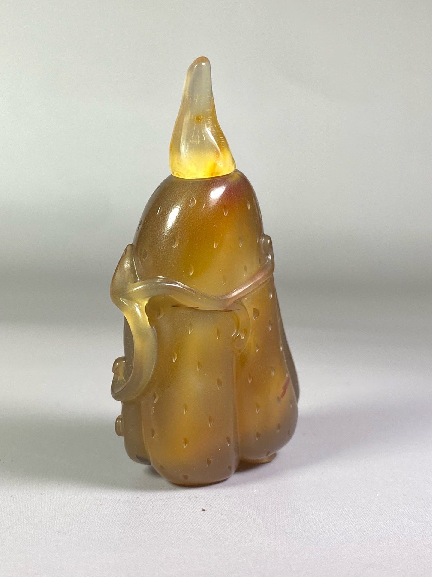 Chinese antique agate with exquisite colors and carved melon and fruit shaped snuff bottles