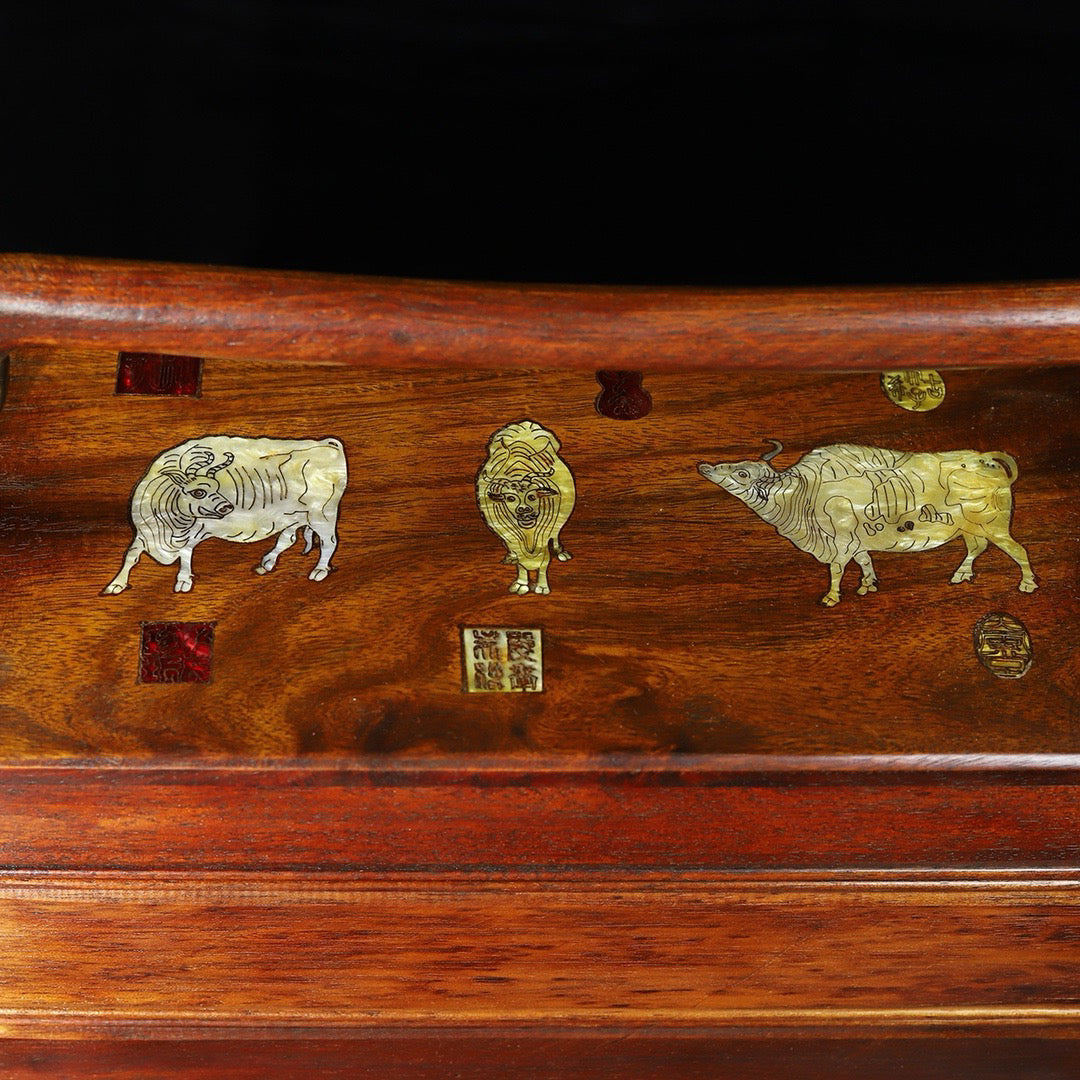 Pear wood inlaid shell portable multi-layer food box