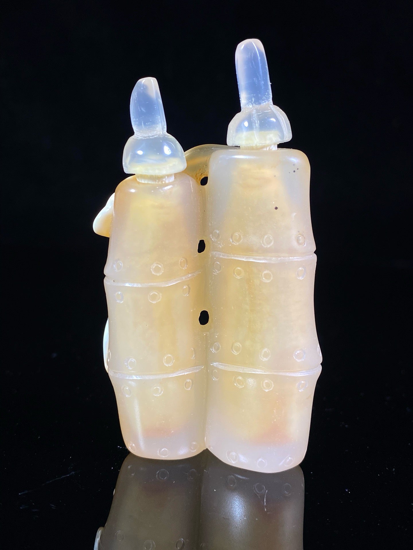 Chinese antique agate bamboo joint shaped double linked snuff bottle