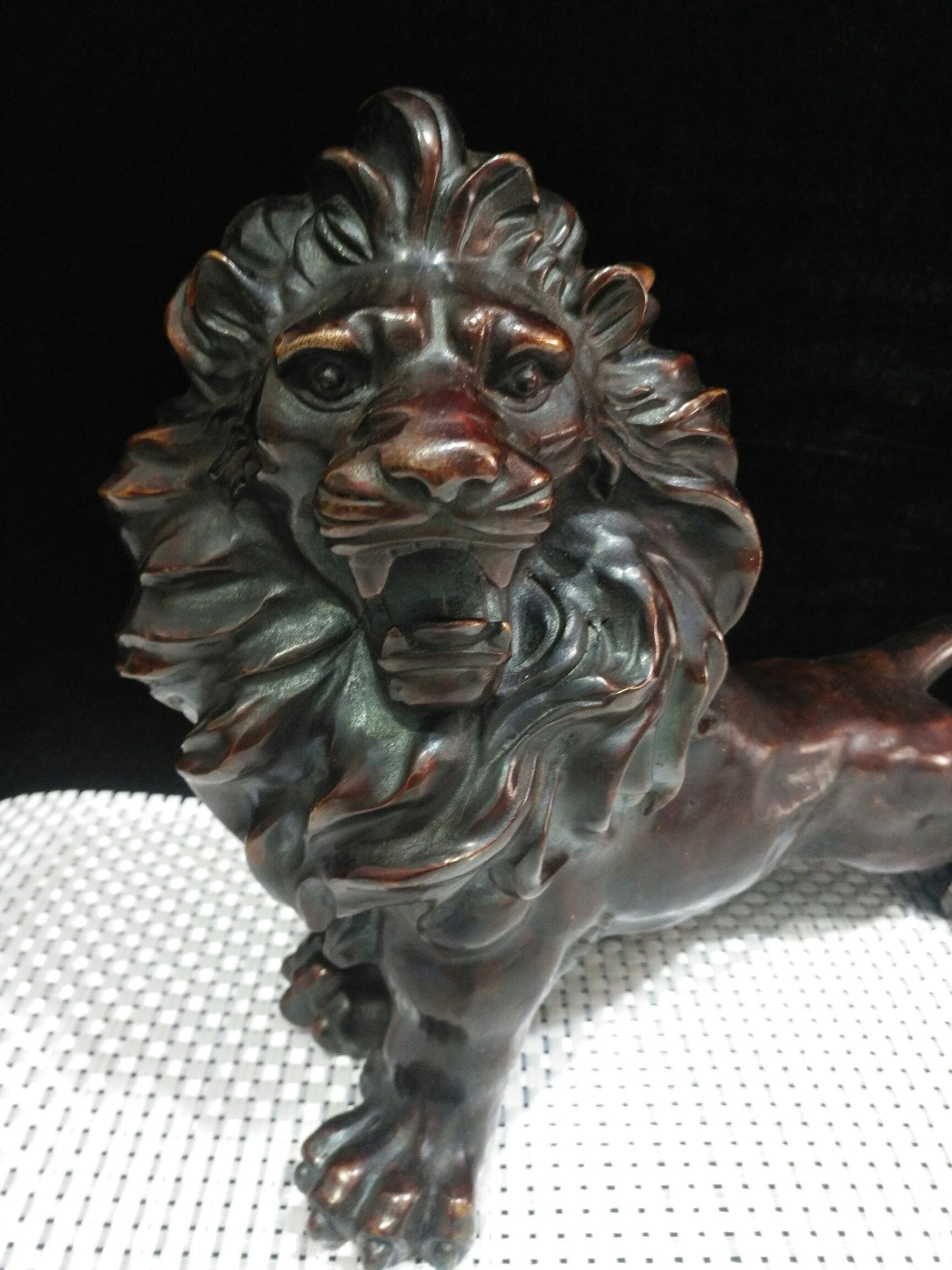 Chinese antique pure copper feng shui ornament lion