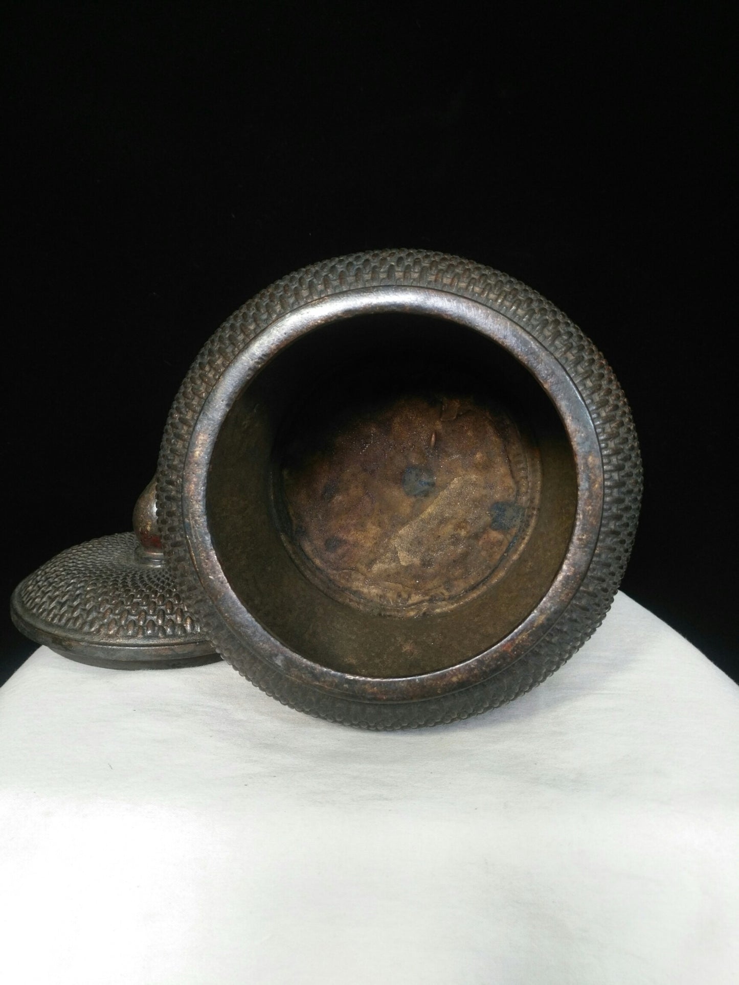 Chinese antique pure copper Jiang Jun jar