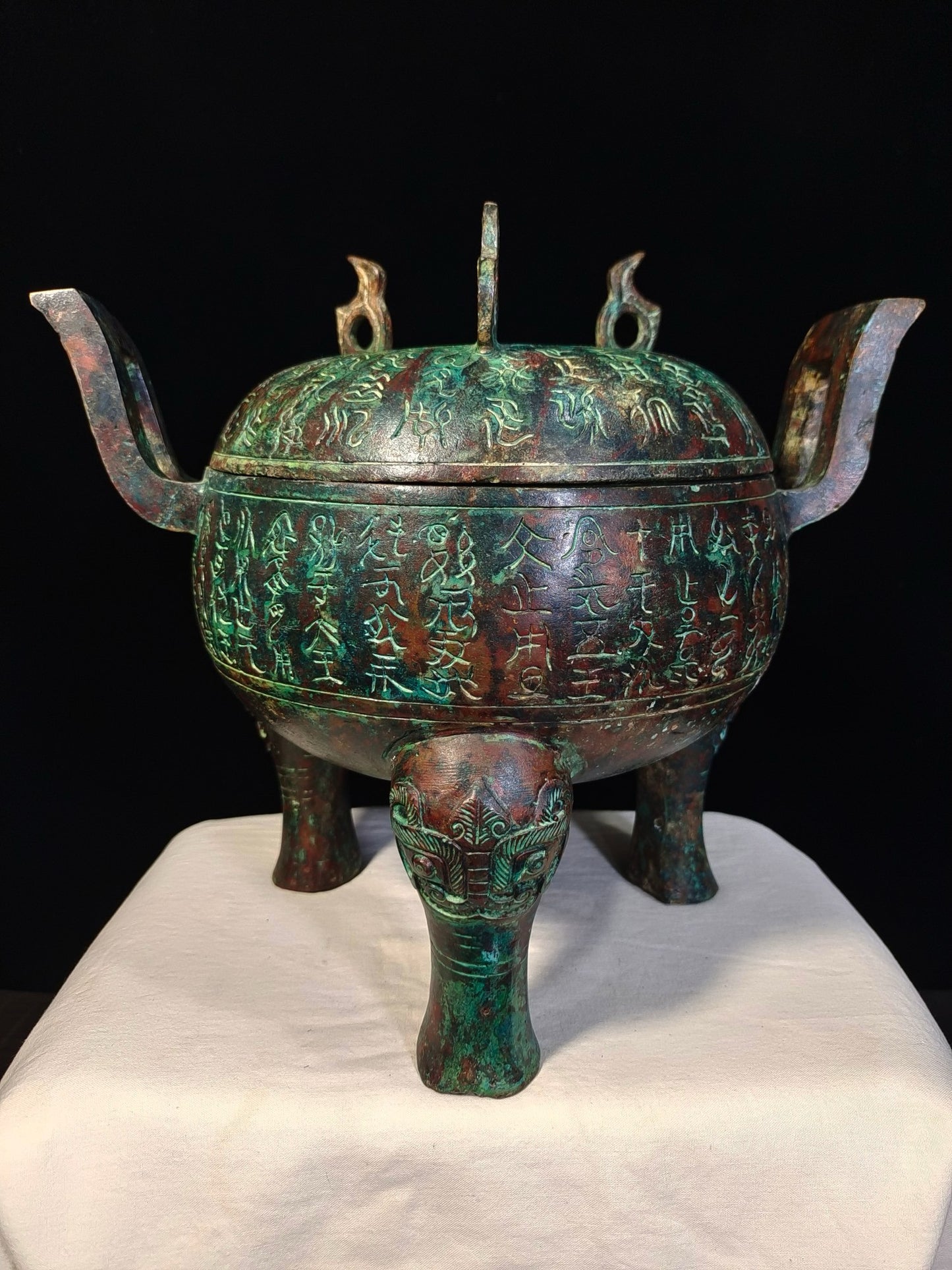 Chinese Antique Bronze Zhongshan King Ding