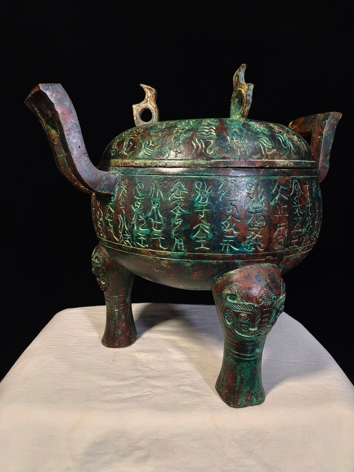 Chinese Antique Bronze Zhongshan King Ding