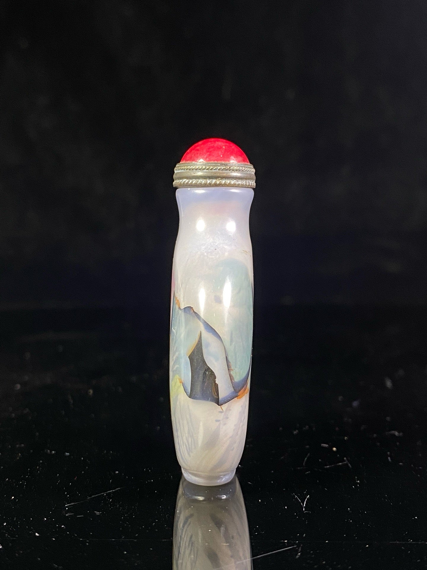 Chinese antique agate painted snuff bottle