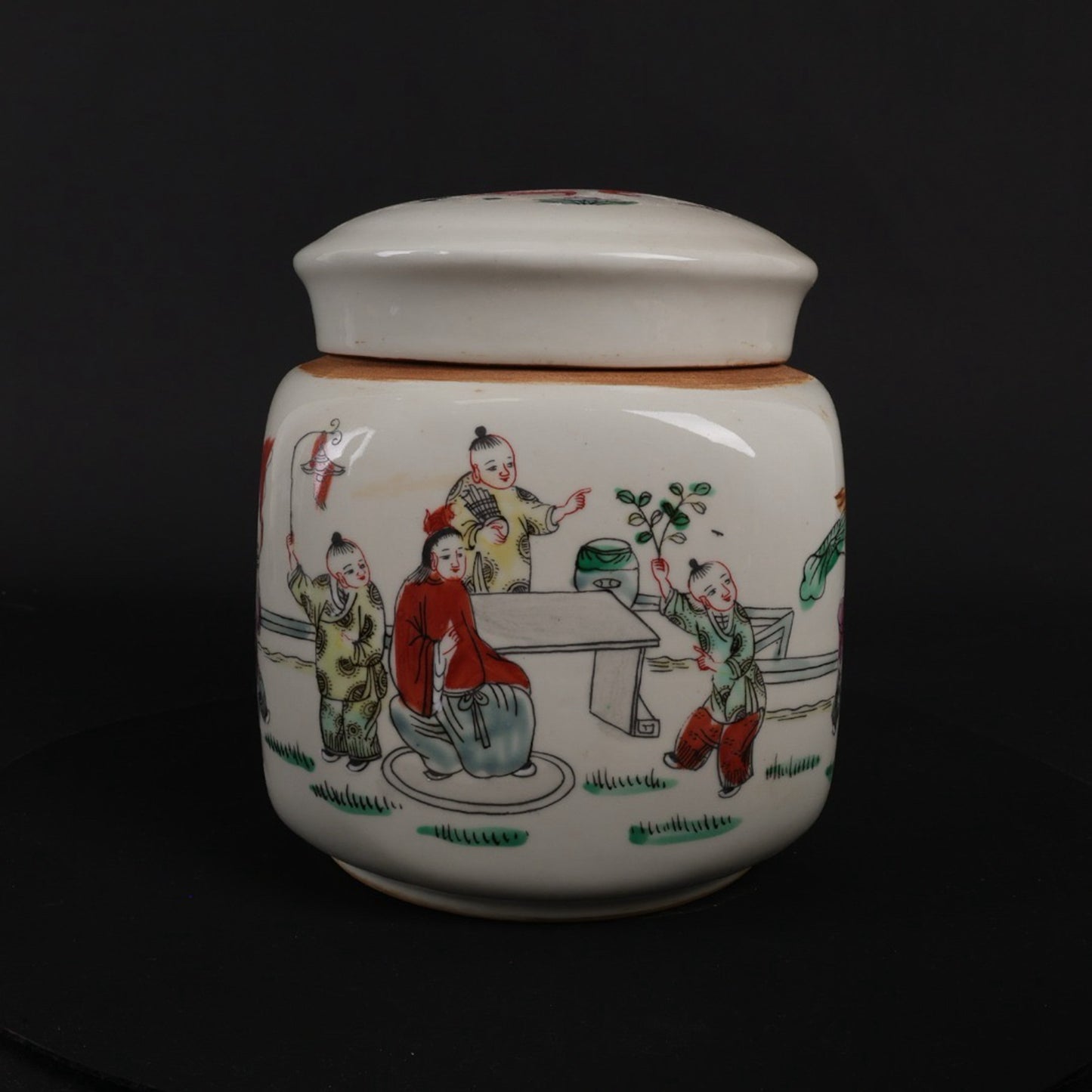Pink character story pattern large square jar