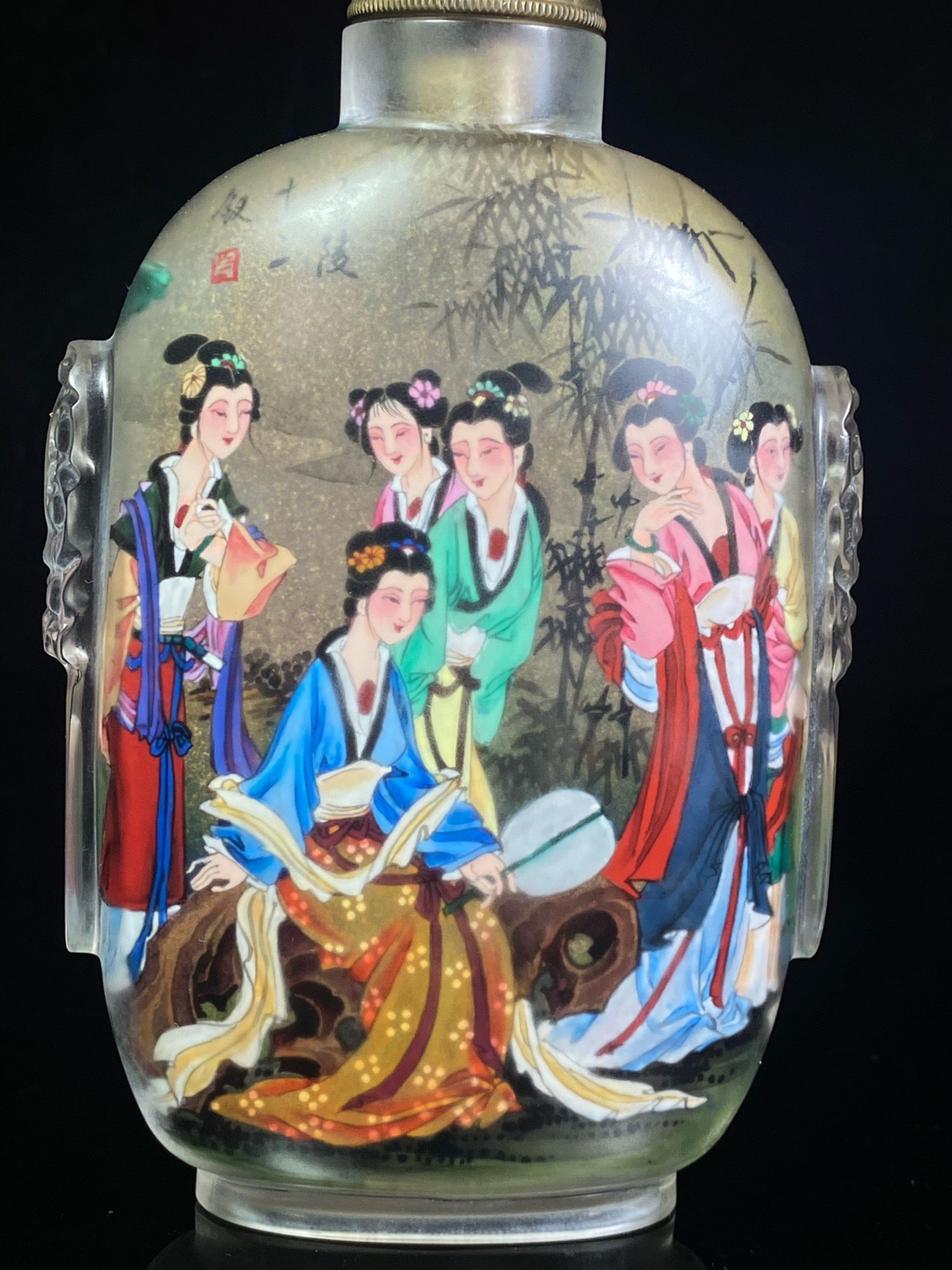 Chinese antique glass carved animal ear painted snuff bottle