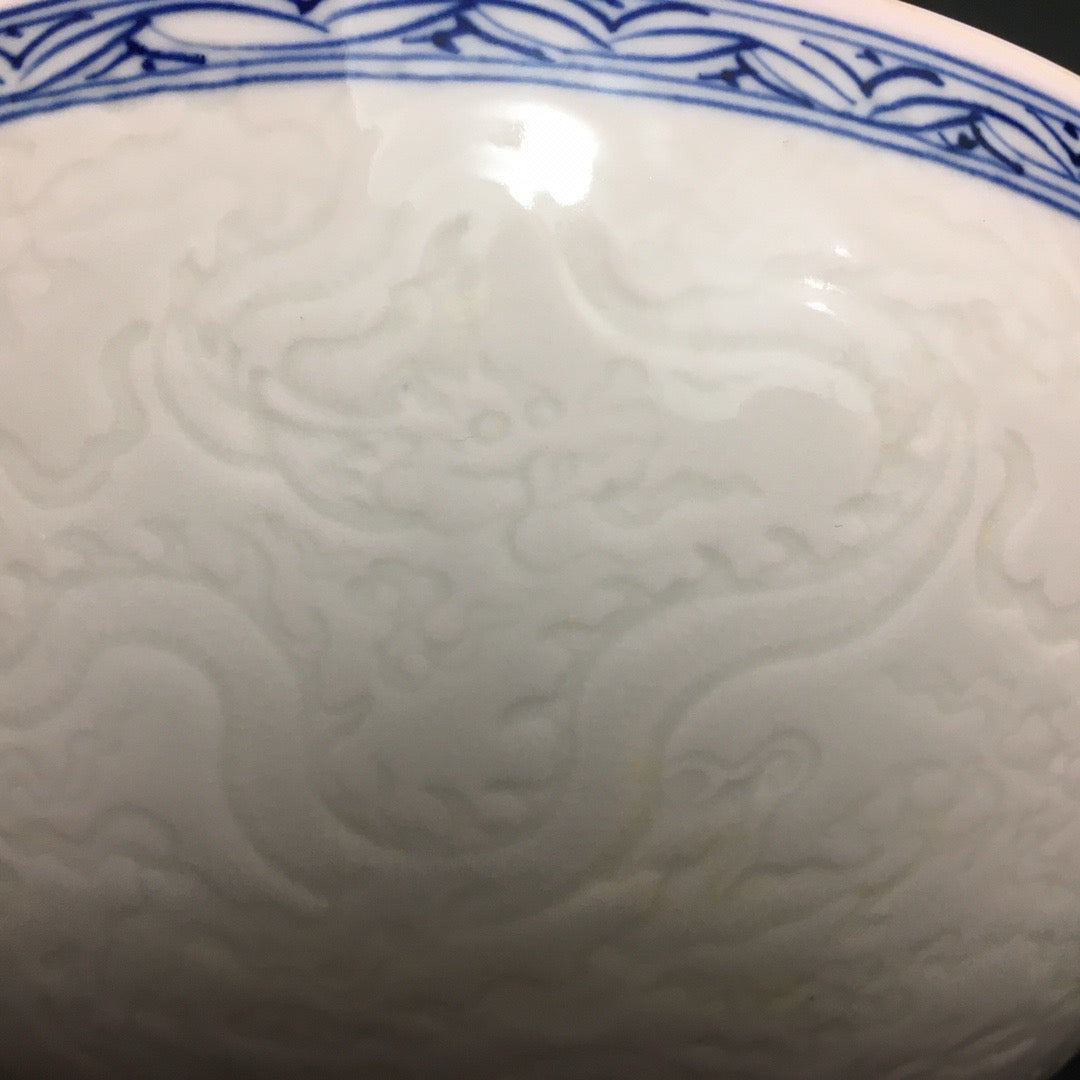 Red tire carved dragon bowl