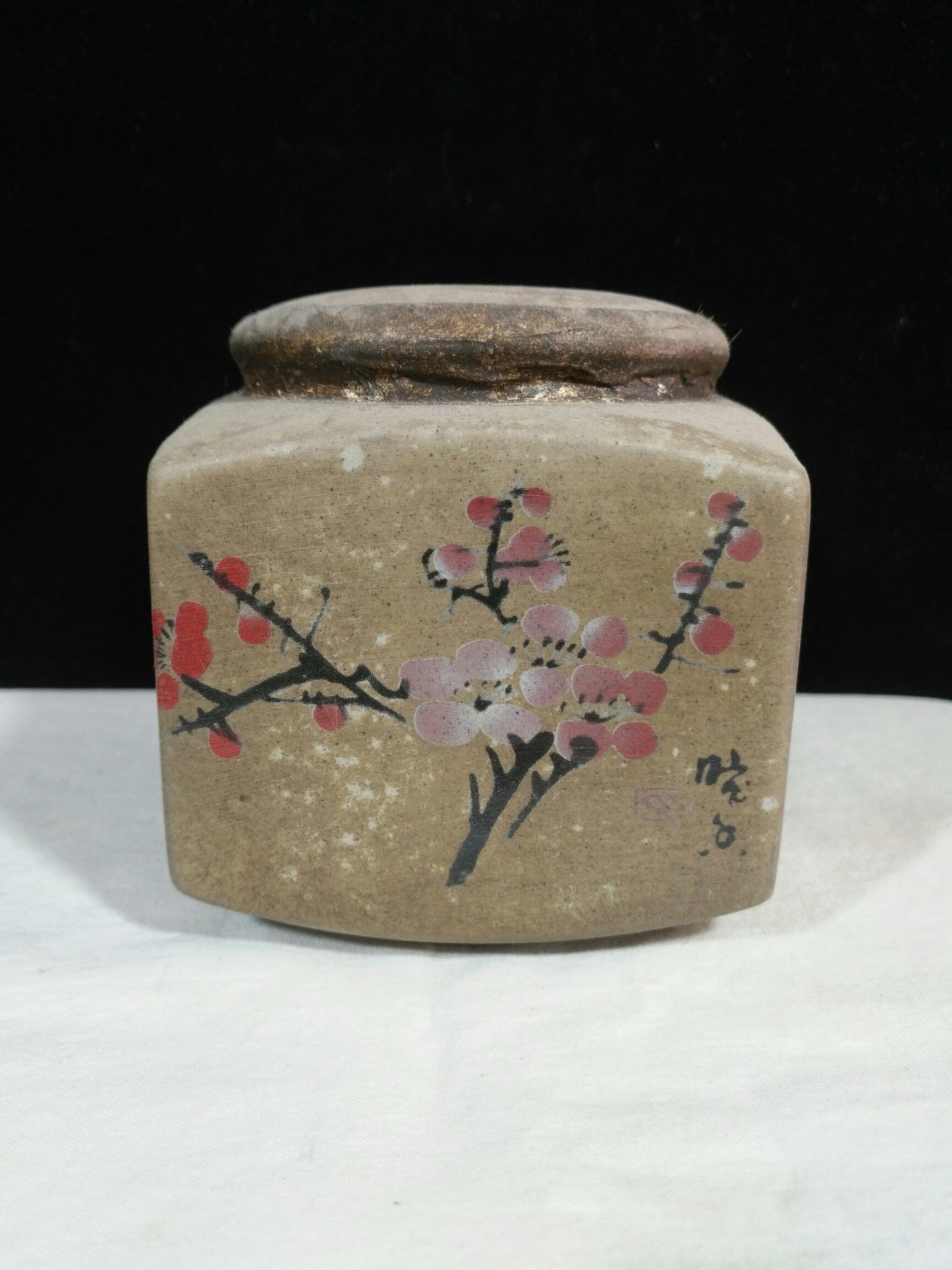 Chinese antique purple clay jar