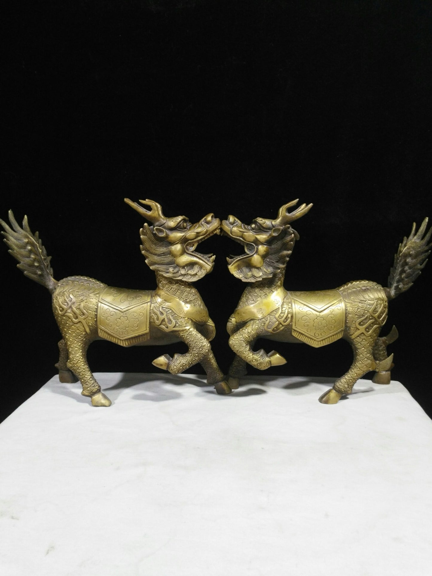 Chinese antique pure copper auspicious beast qilin ornament