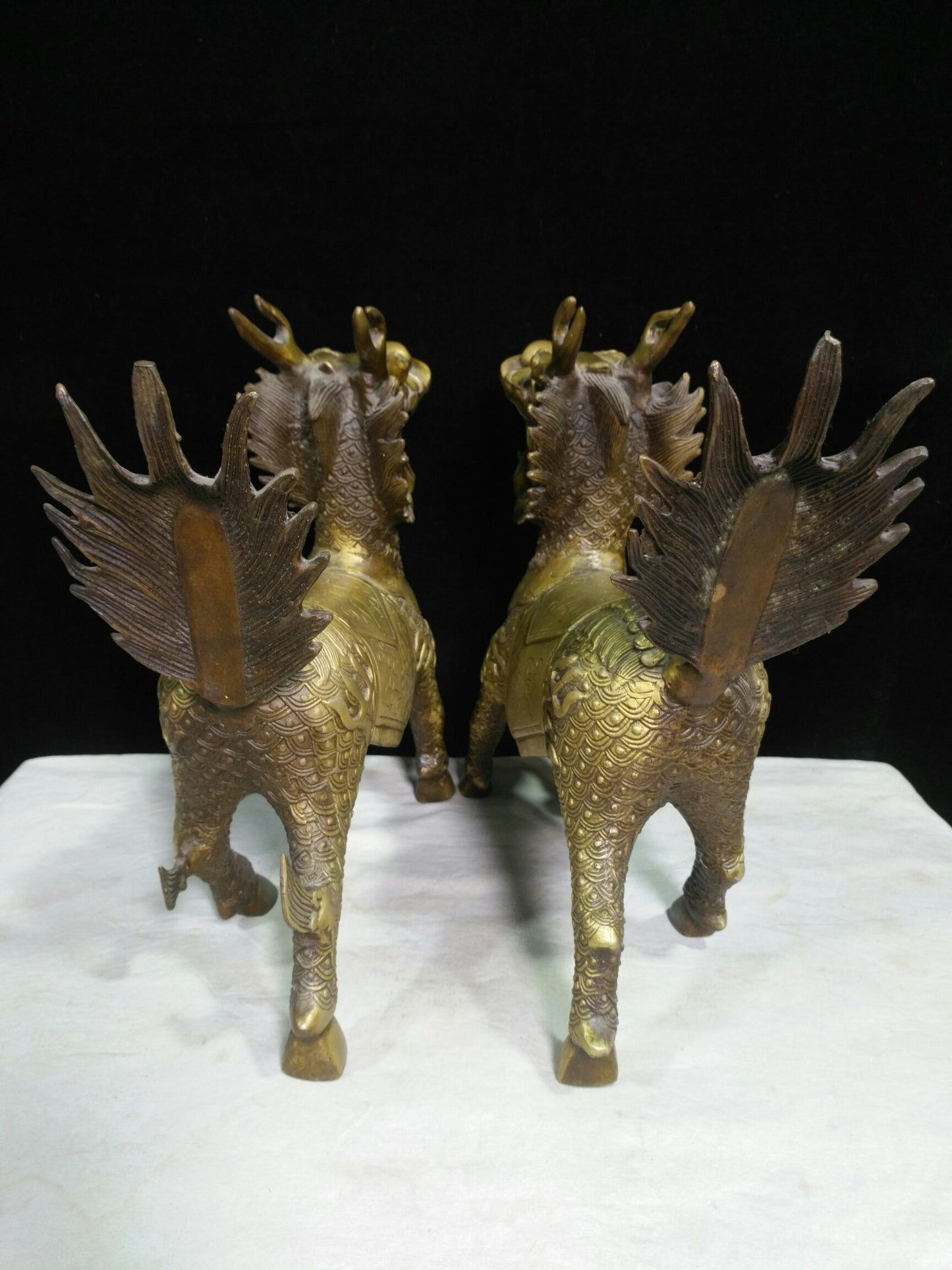 Chinese antique pure copper auspicious beast qilin ornament