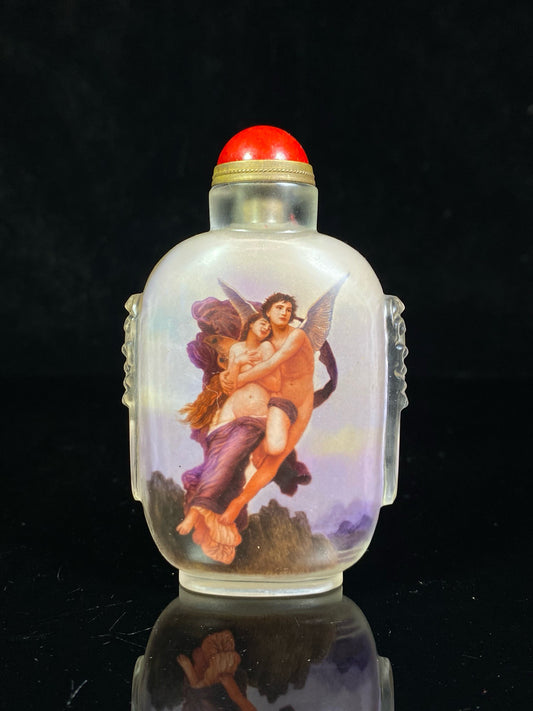 Chinese antique crystal figure carved snuff bottle