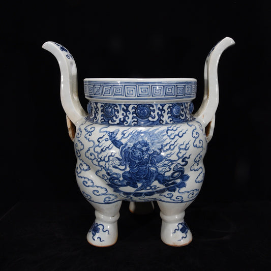 Blue and white strange pattern incense burner