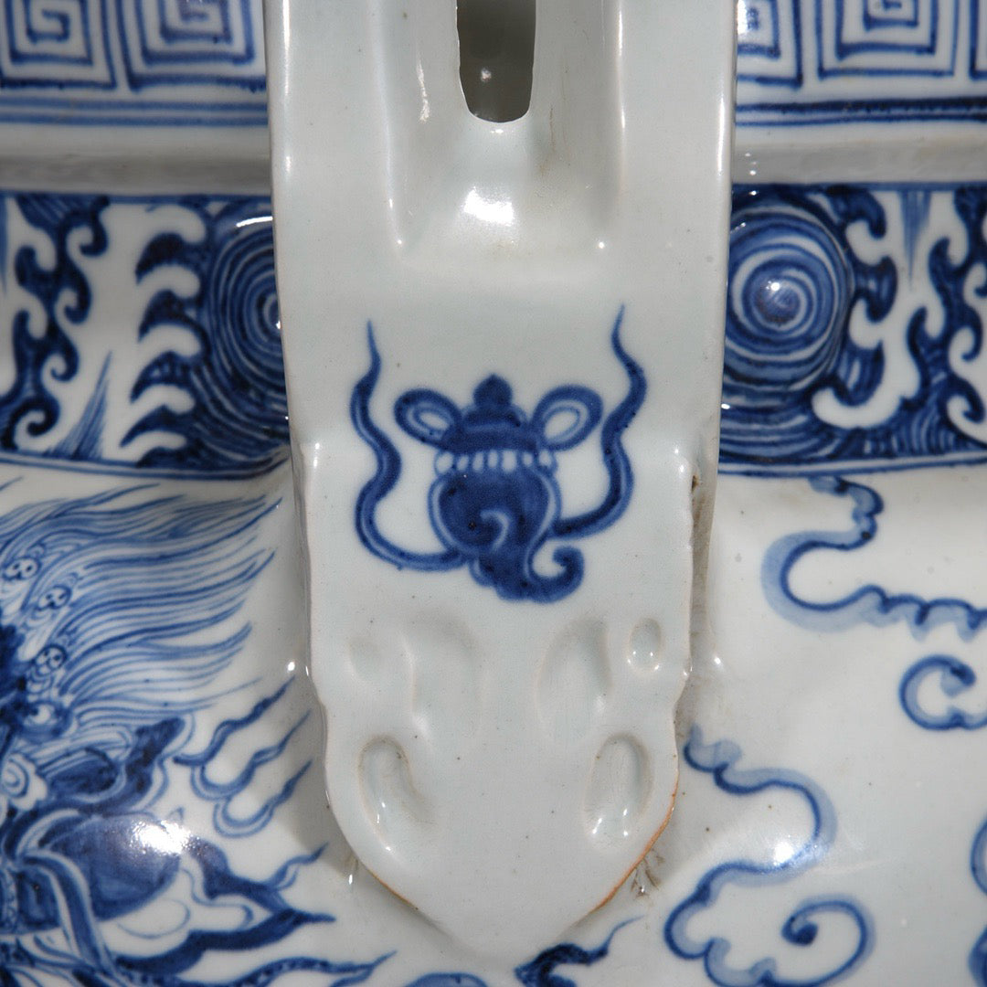 Blue and white strange pattern incense burner