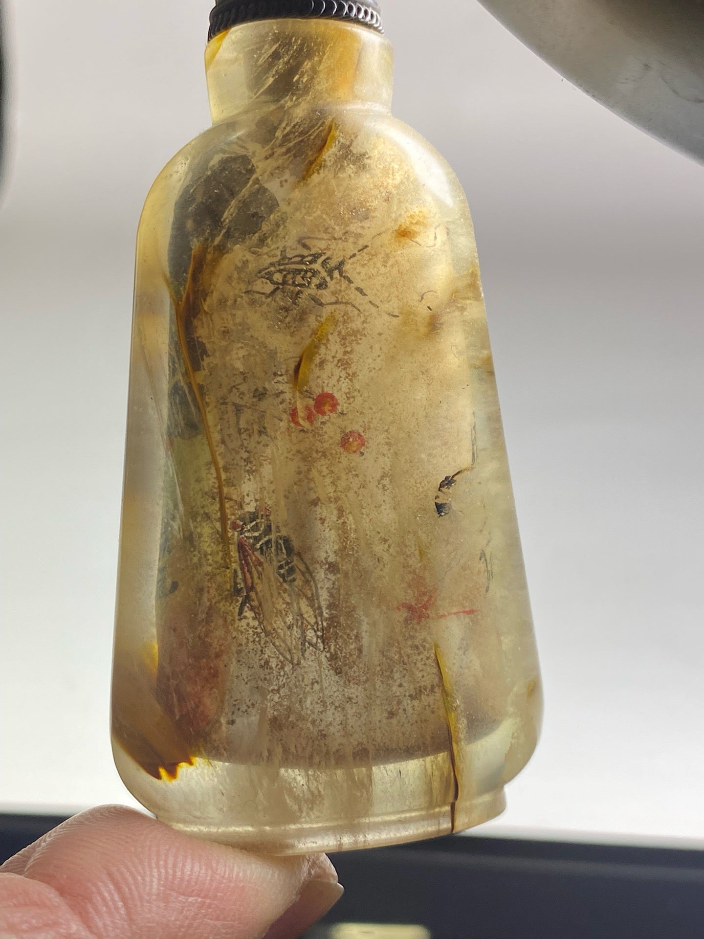 Chinese antique glass imitation crystal inner painted snuff bottle