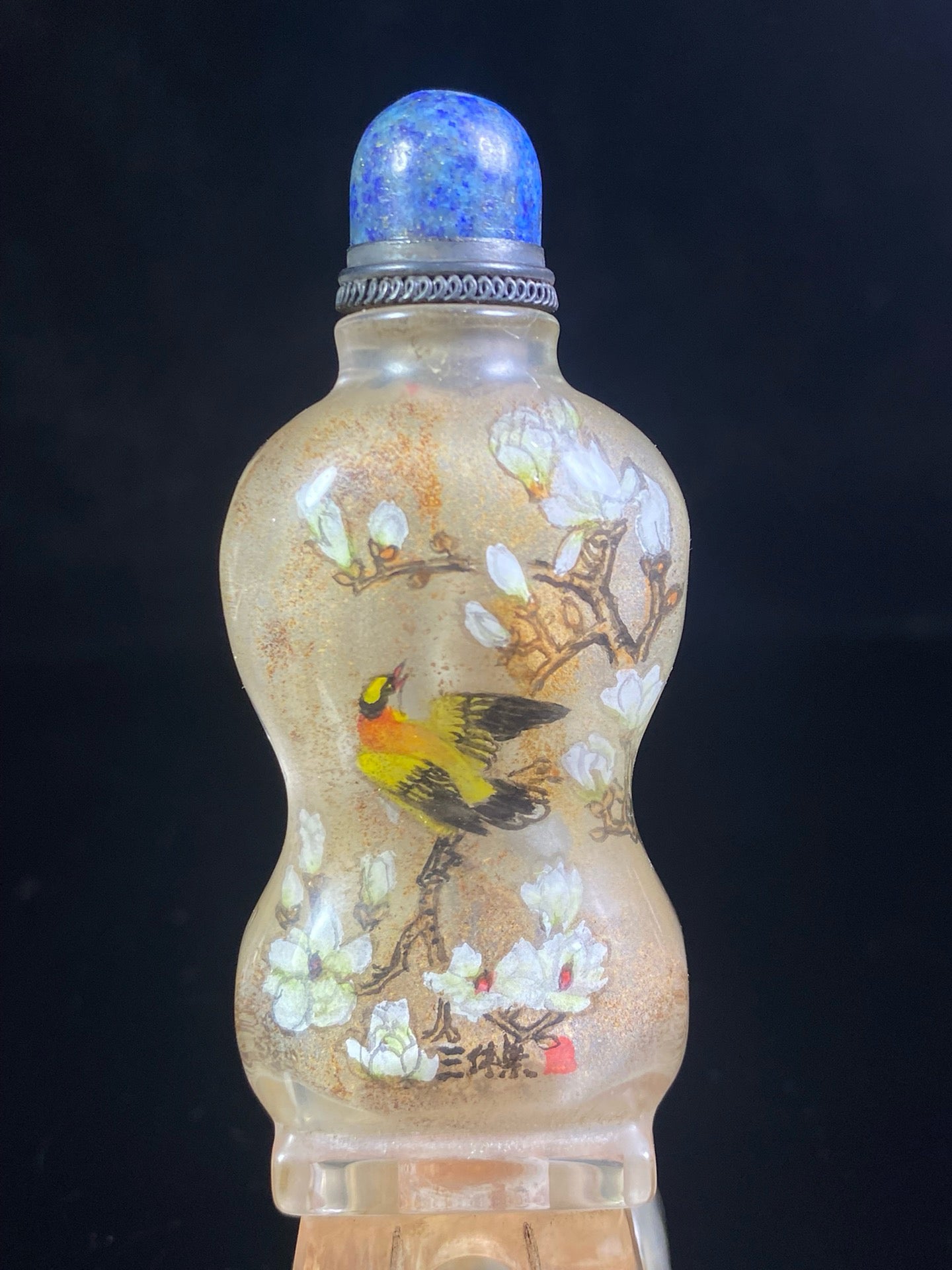 Chinese antique women's painted snuff bottle