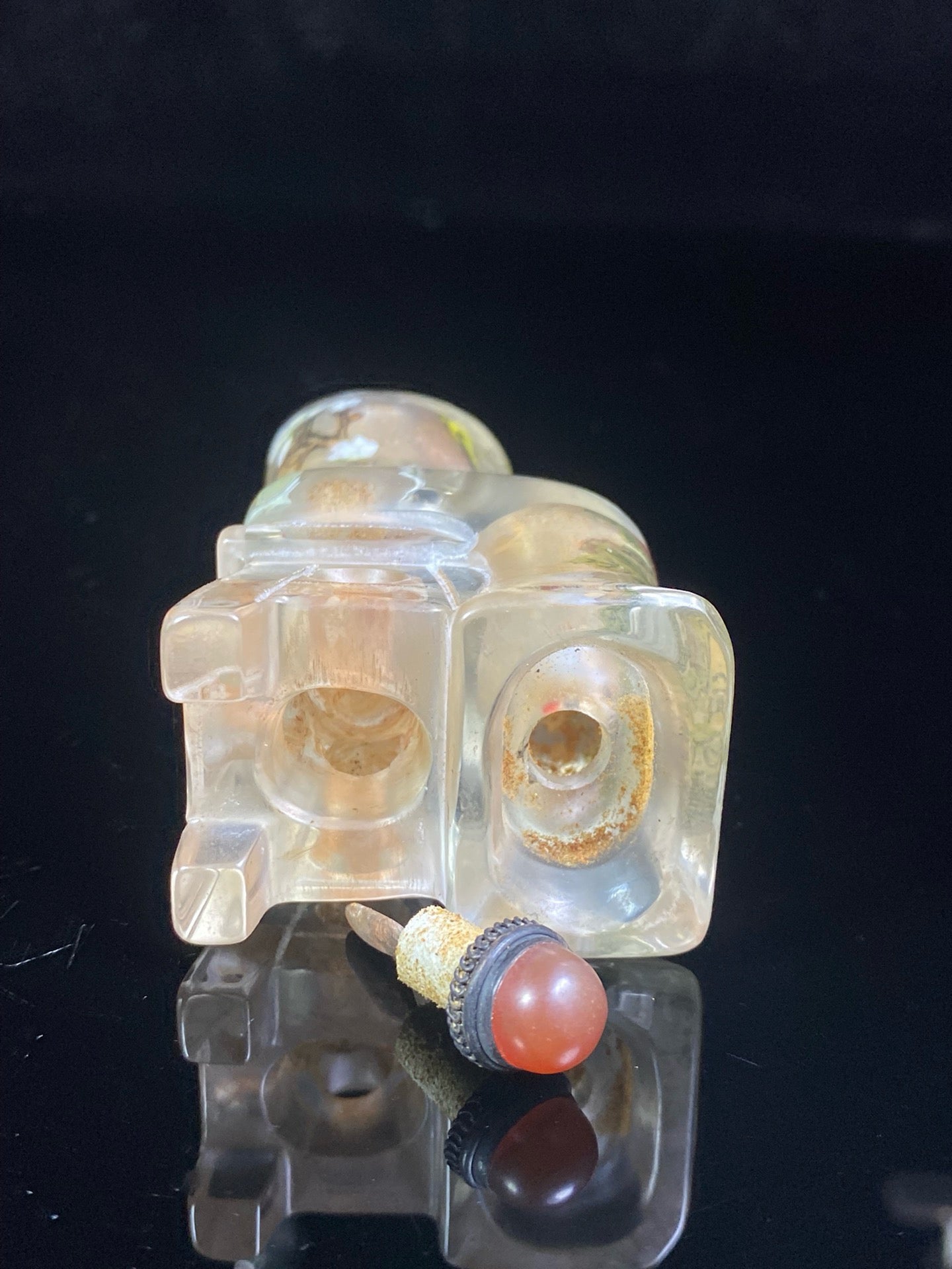 Chinese antique women's painted snuff bottle