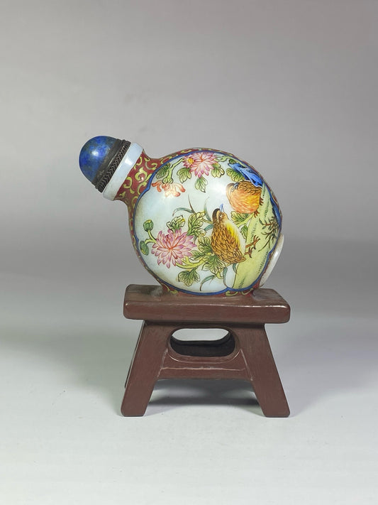 Chinese antique glazed bench with teapot shaped painting enamel snuff bottle