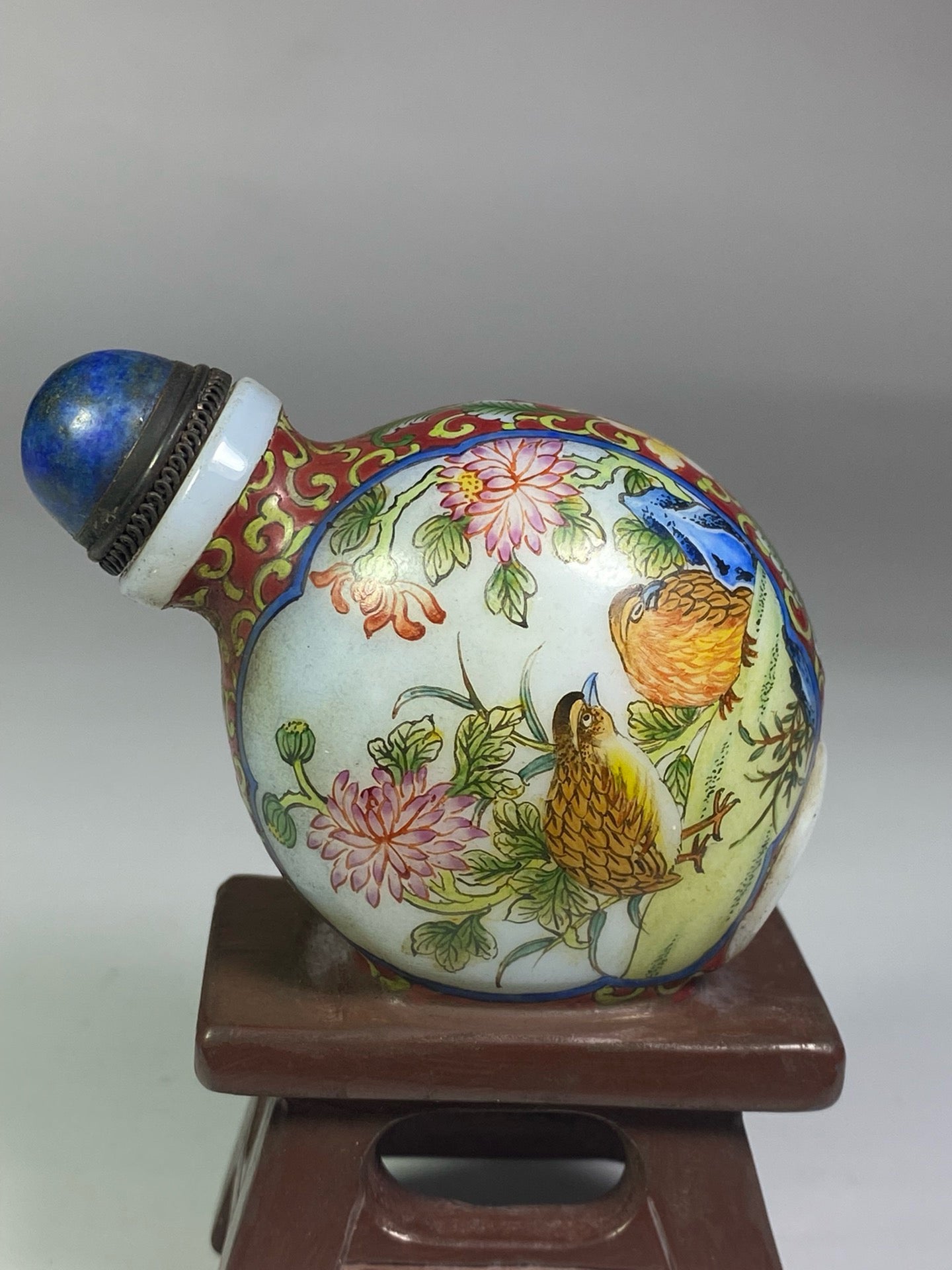 Chinese antique glazed bench with teapot shaped painting enamel snuff bottle