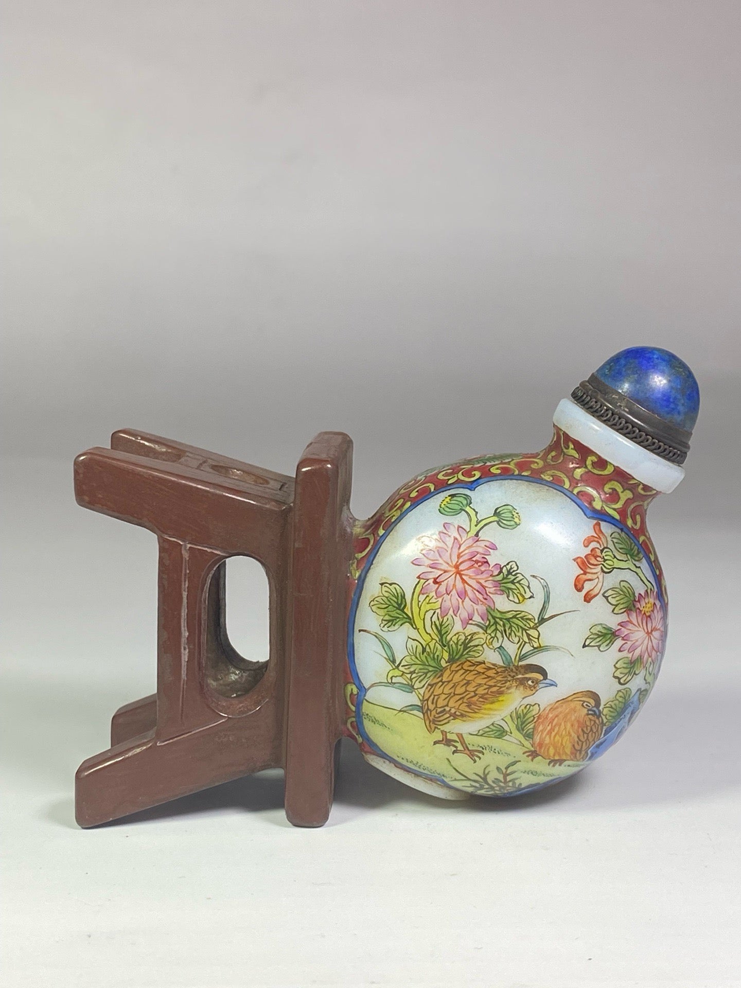 Chinese antique glazed bench with teapot shaped painting enamel snuff bottle