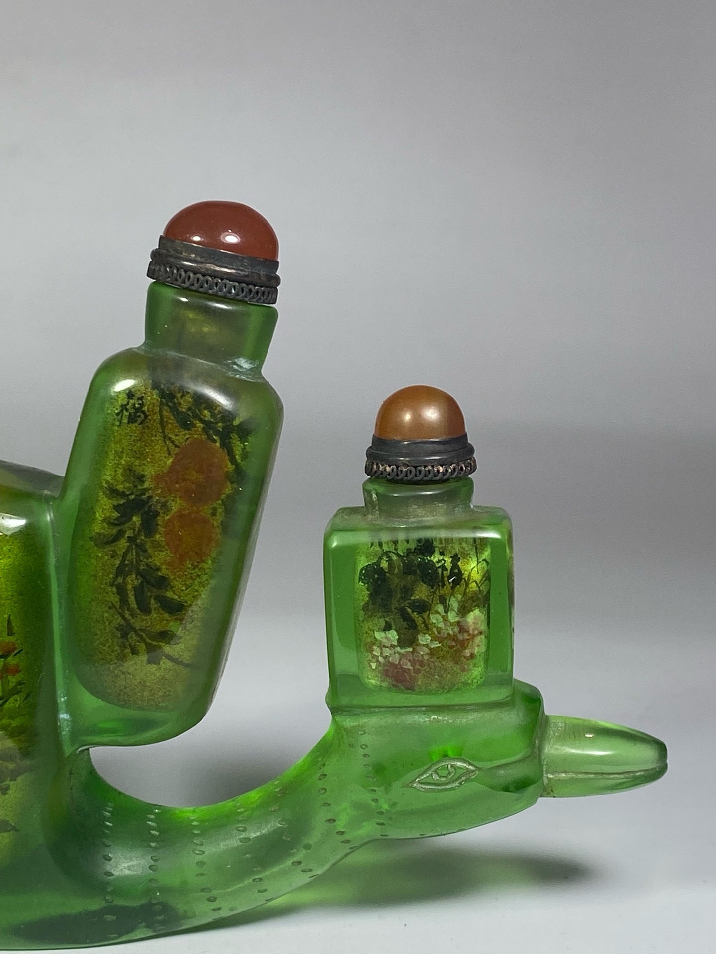 Chinese antique glazed bird shaped four groups of painted snuff bottles