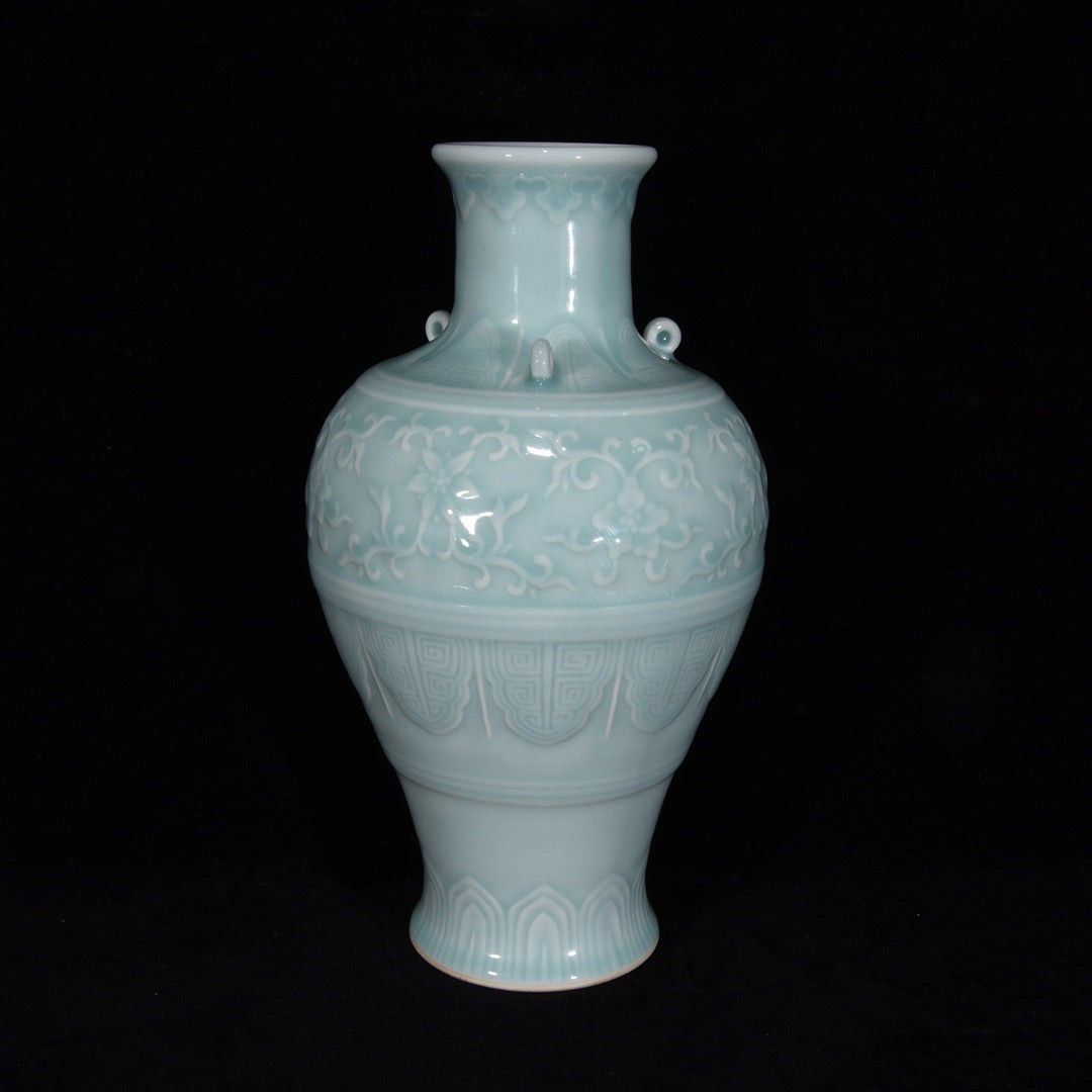 Monochrome glazed tangled branch patterned three series bottle