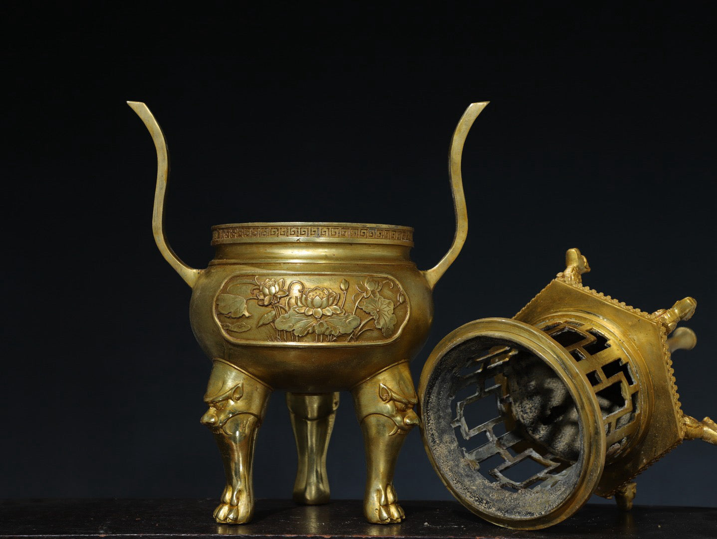 Chinese antique pure copper incense burner
